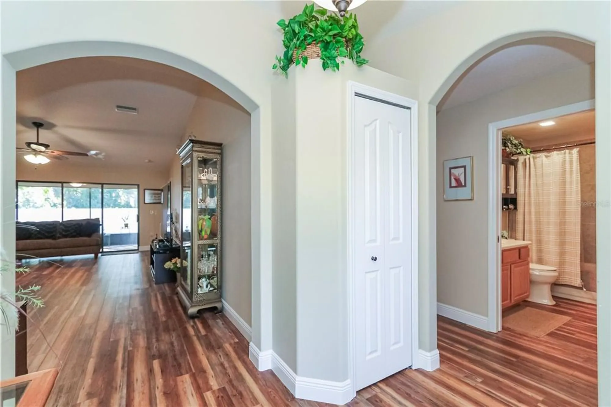 Property Slideshow image 16 of 73 | 16465 sw 14th avenue rd, Ocala, FL, 34473
