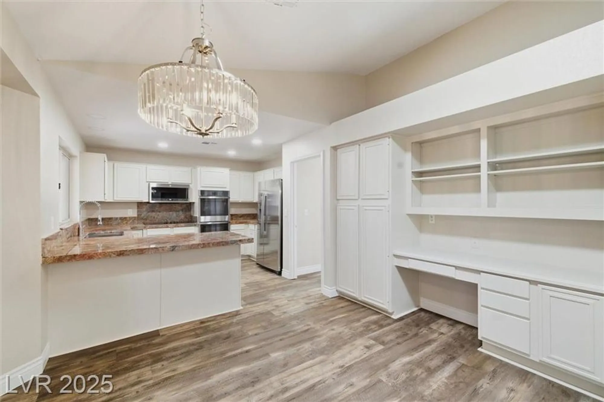 Property Slideshow image 31 of 66 | 3001 merimar dr, Las Vegas, NV, 89134