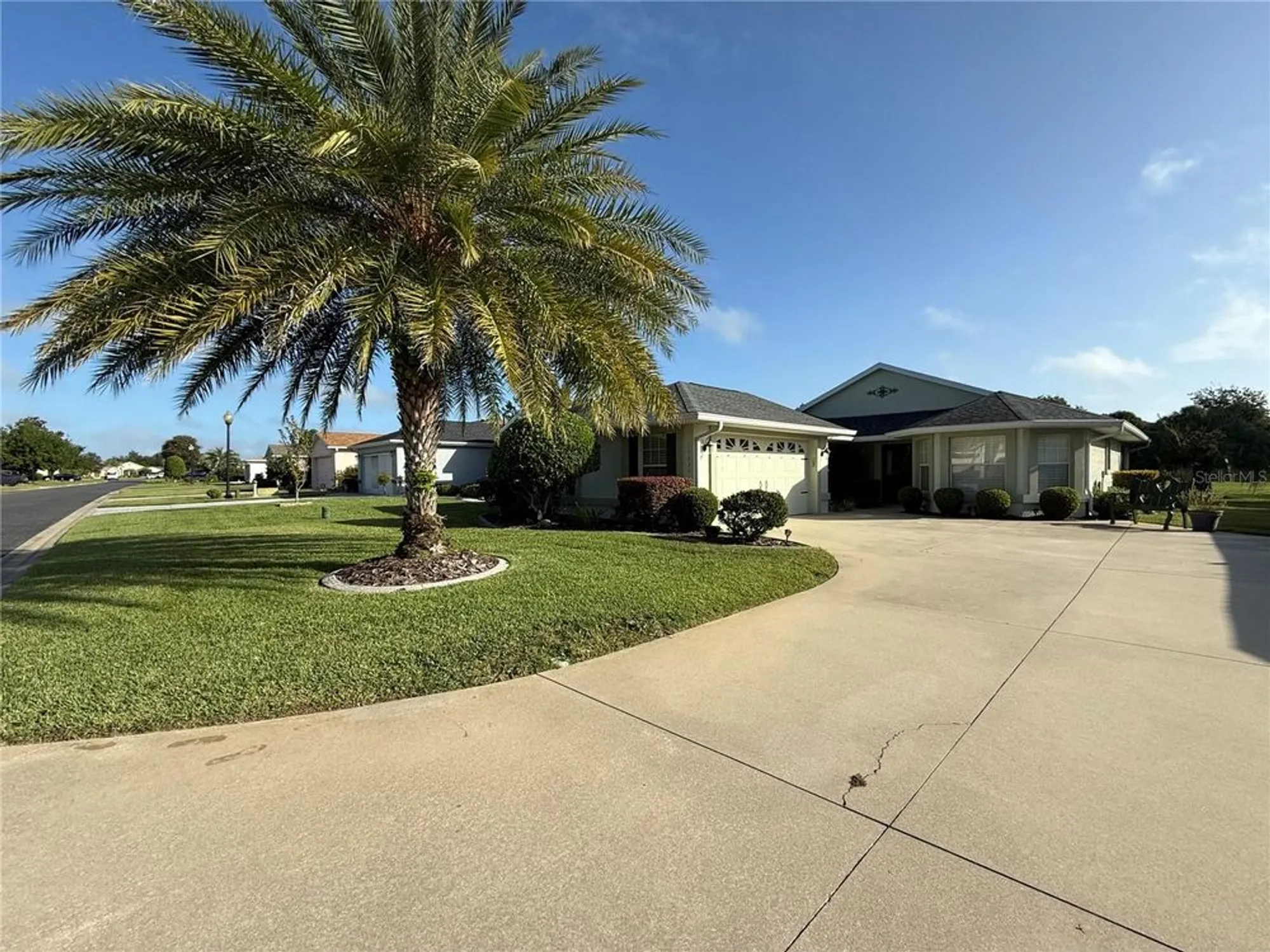 Property Slideshow image 4 of 52 | 15235 sw 14th avenue rd, Ocala, FL, 34473