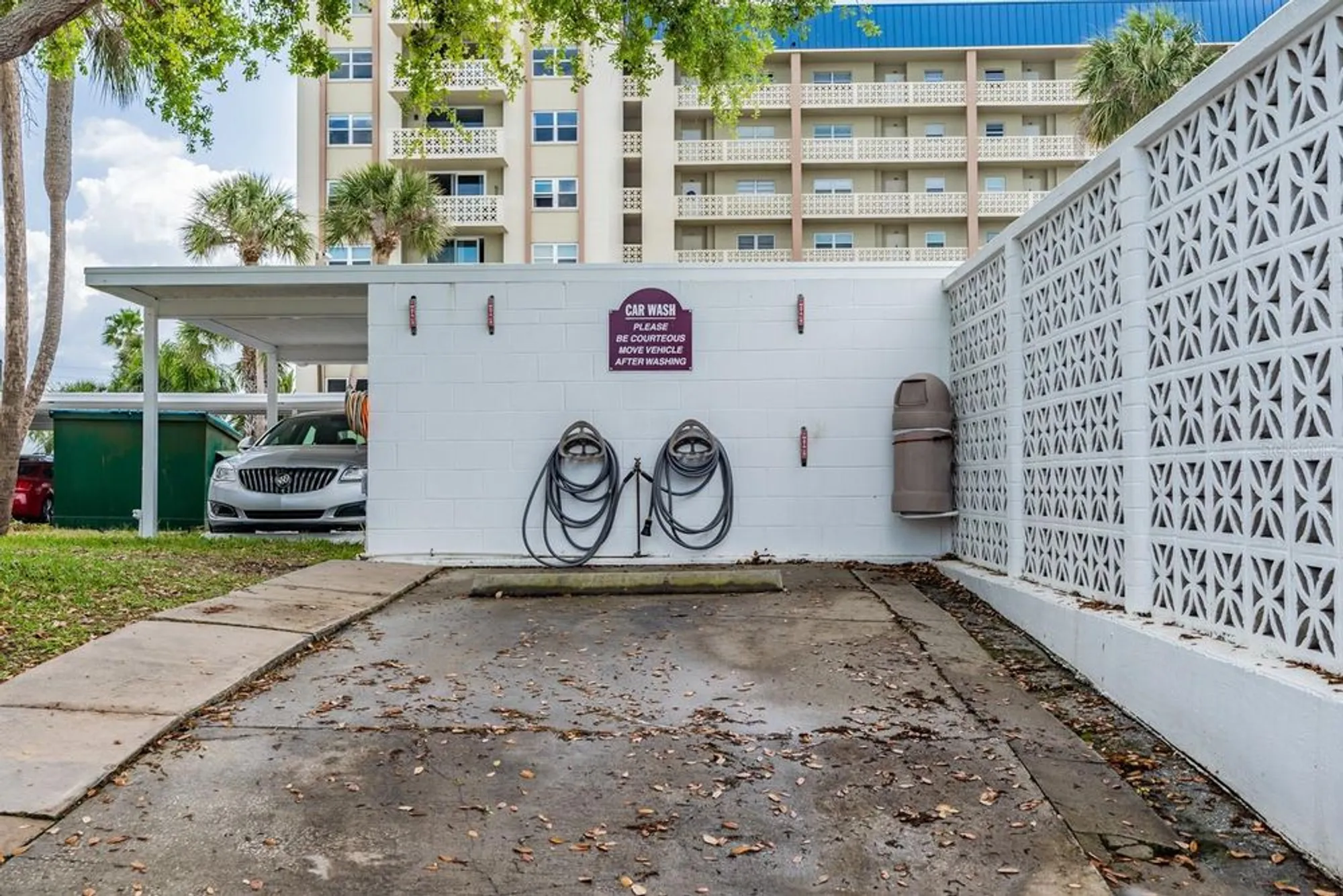 Property Slideshow image 41 of 60 | 9 haig pl 104, Dunedin, FL, 34698