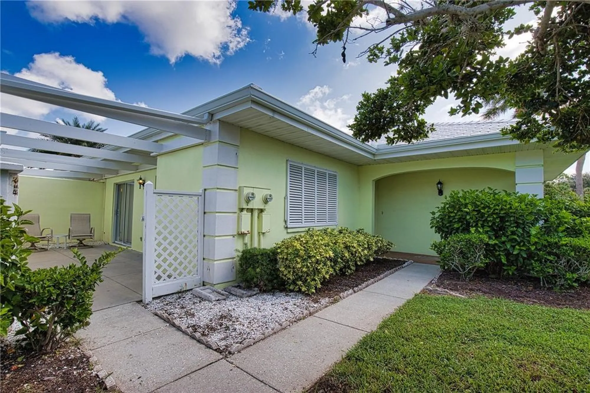 Property Slideshow image 7 of 43 | 303 wexford ter # 183, Venice, FL, 34293