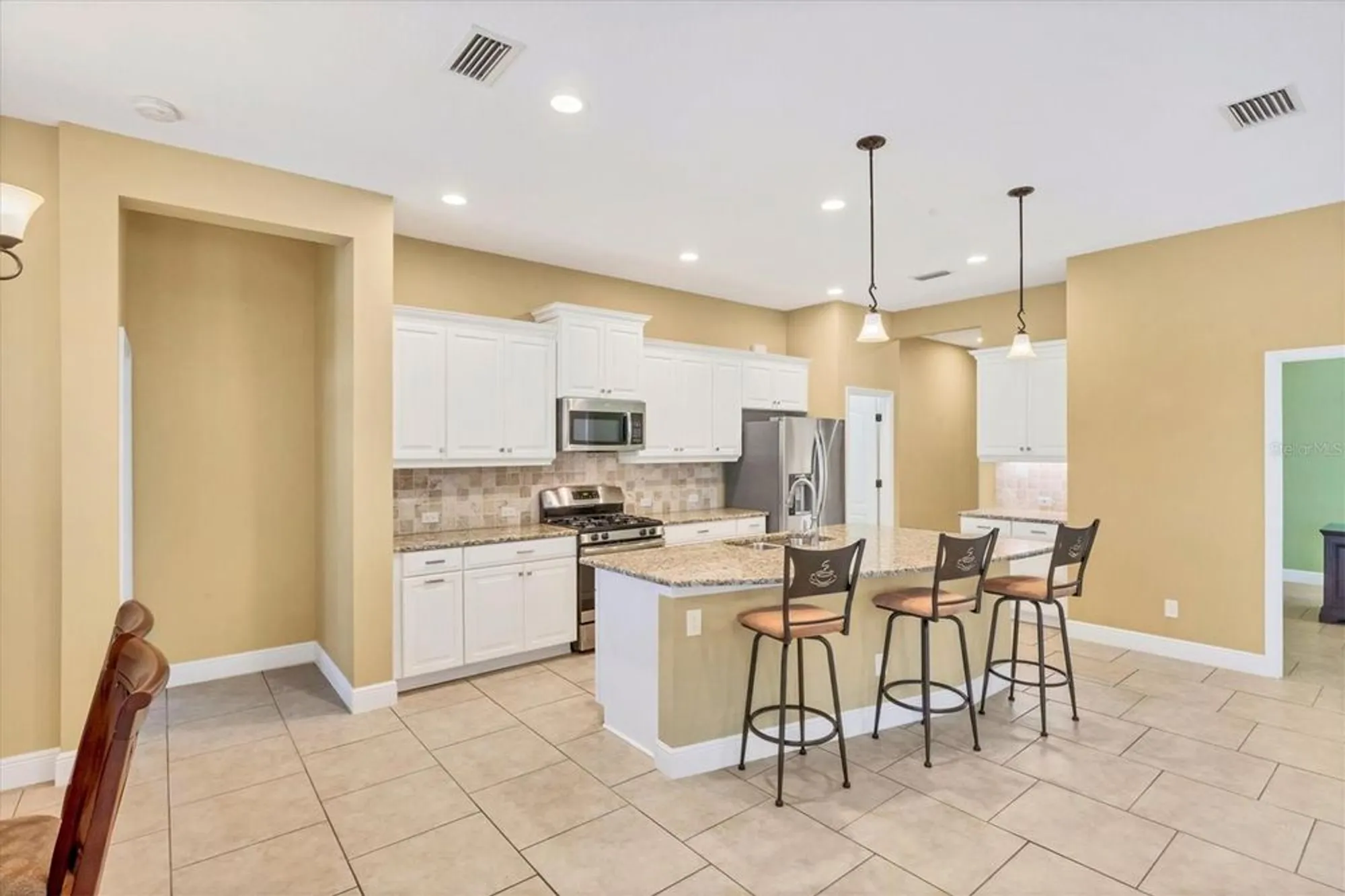 Property Slideshow image 13 of 83 | 4118 midnight blue run, Bradenton, FL, 34211