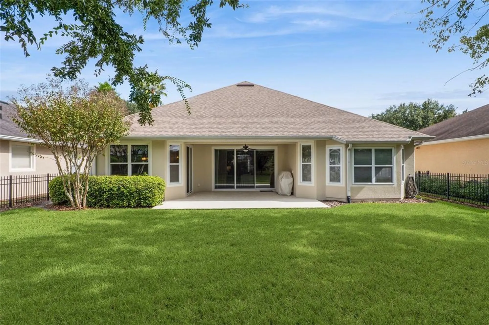 Property Slideshow image 31 of 48 | 1612 lincolnshire dr, Deland, FL, 32724