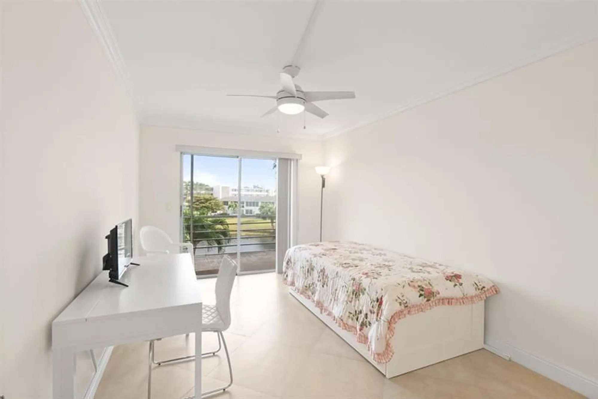 Property Slideshow image 13 of 28 | 3057 newport n # 3057, Deerfield Beach, FL, 33442