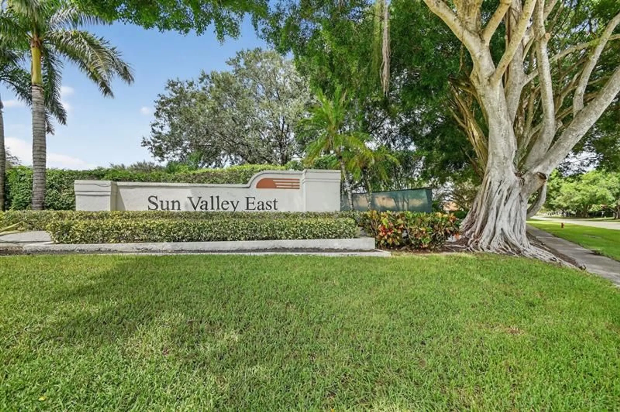 Property Slideshow image 26 of 31 | 9633 sills dr 201, Boynton Beach, FL, 33437