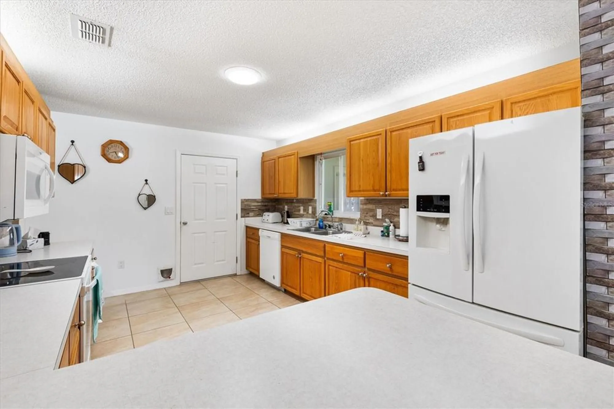 Property Slideshow image 12 of 43 | 9667 se 173rd ln, Summerfield, FL, 34491