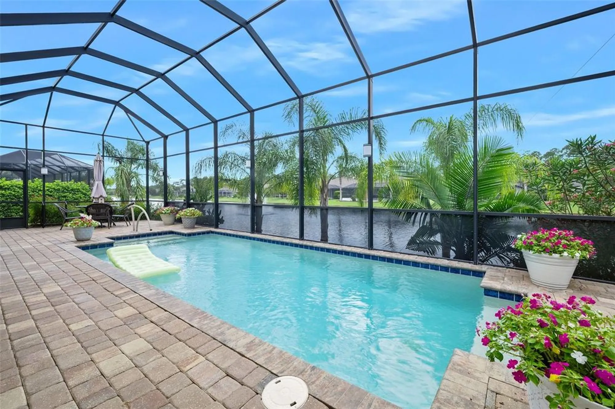 Property Slideshow image 39 of 67 | 665 southlake dr, Ormond Beach, FL, 32174