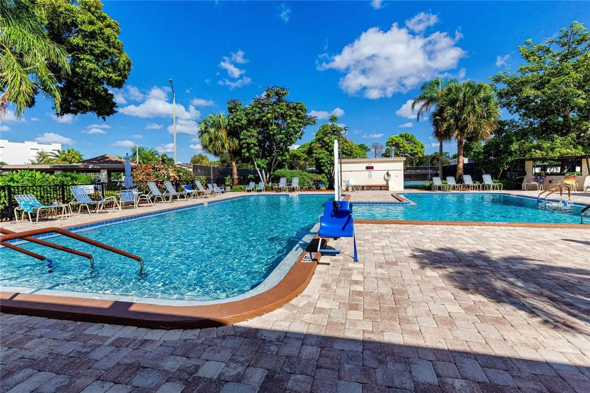 Property Slideshow image 59 of 77 | 8186 terrace garden dr n unit 101, St Petersburg, FL, 33709