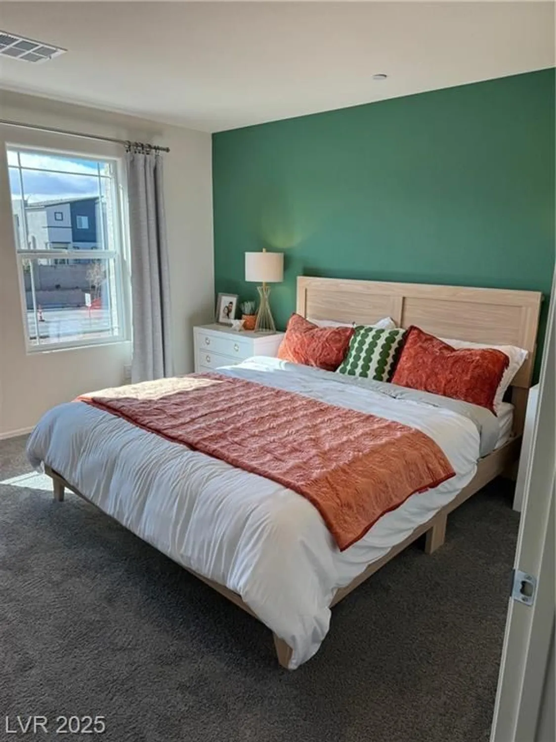 Property Slideshow image 6 of 10 | 1900 arietta vista st, Henderson, NV, 89044