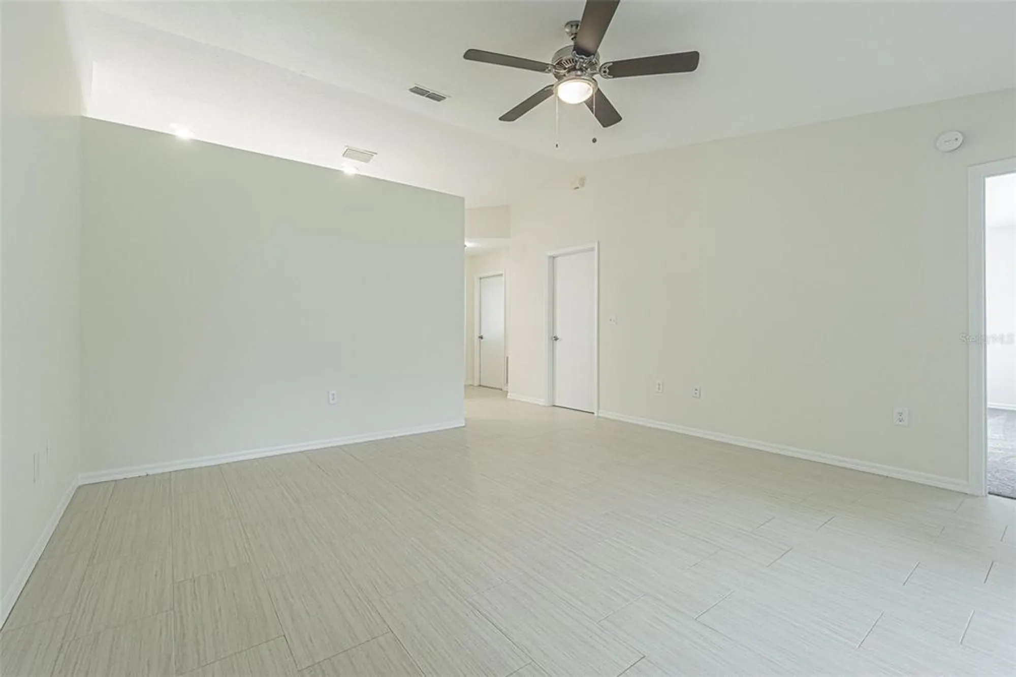 Property Slideshow image 9 of 29 | 29436 zeller ave, San Antonio, FL, 33576