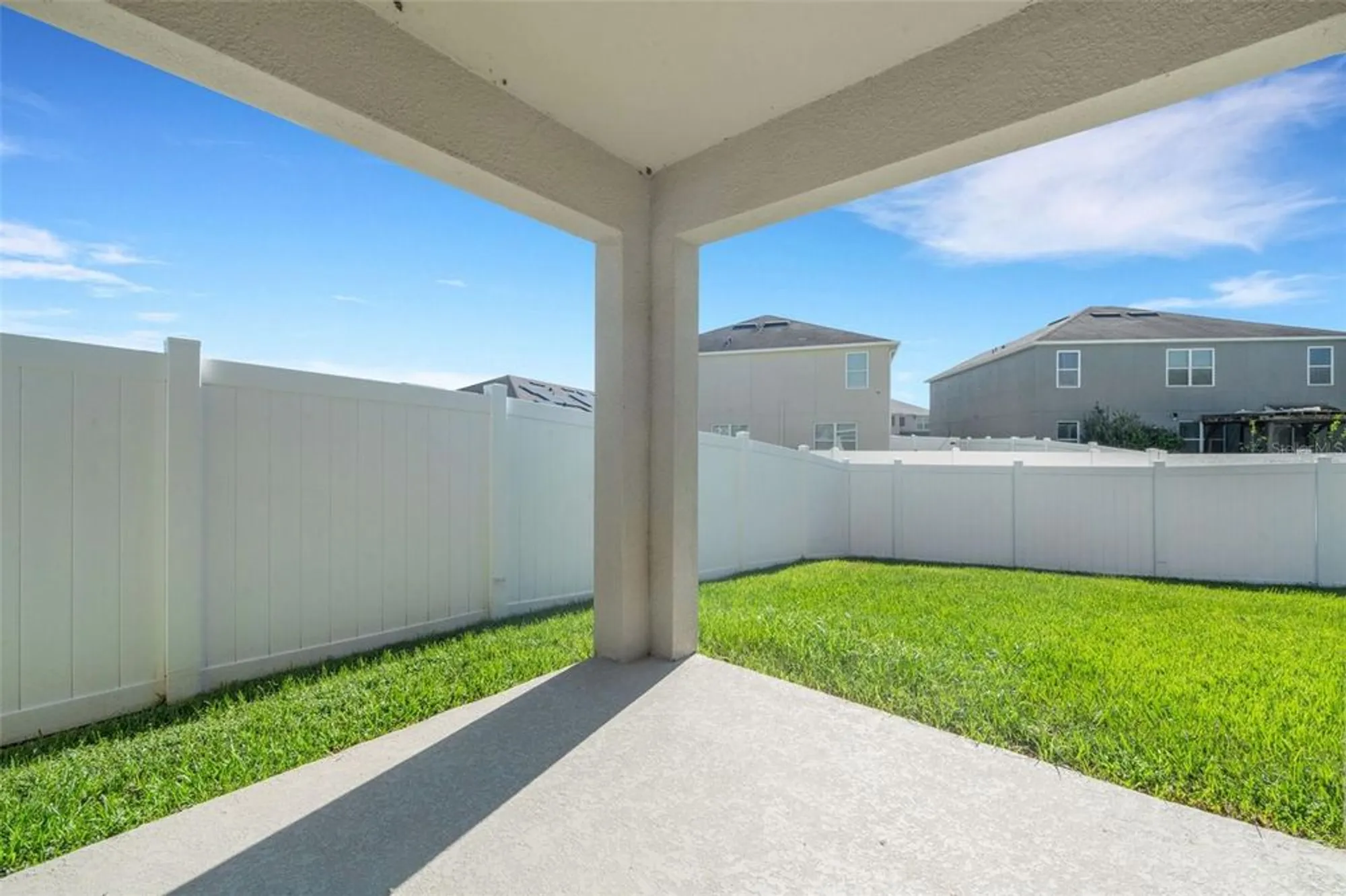 Property Slideshow image 16 of 30 | 2162 blue highlands dr, Lakeland, FL, 33811