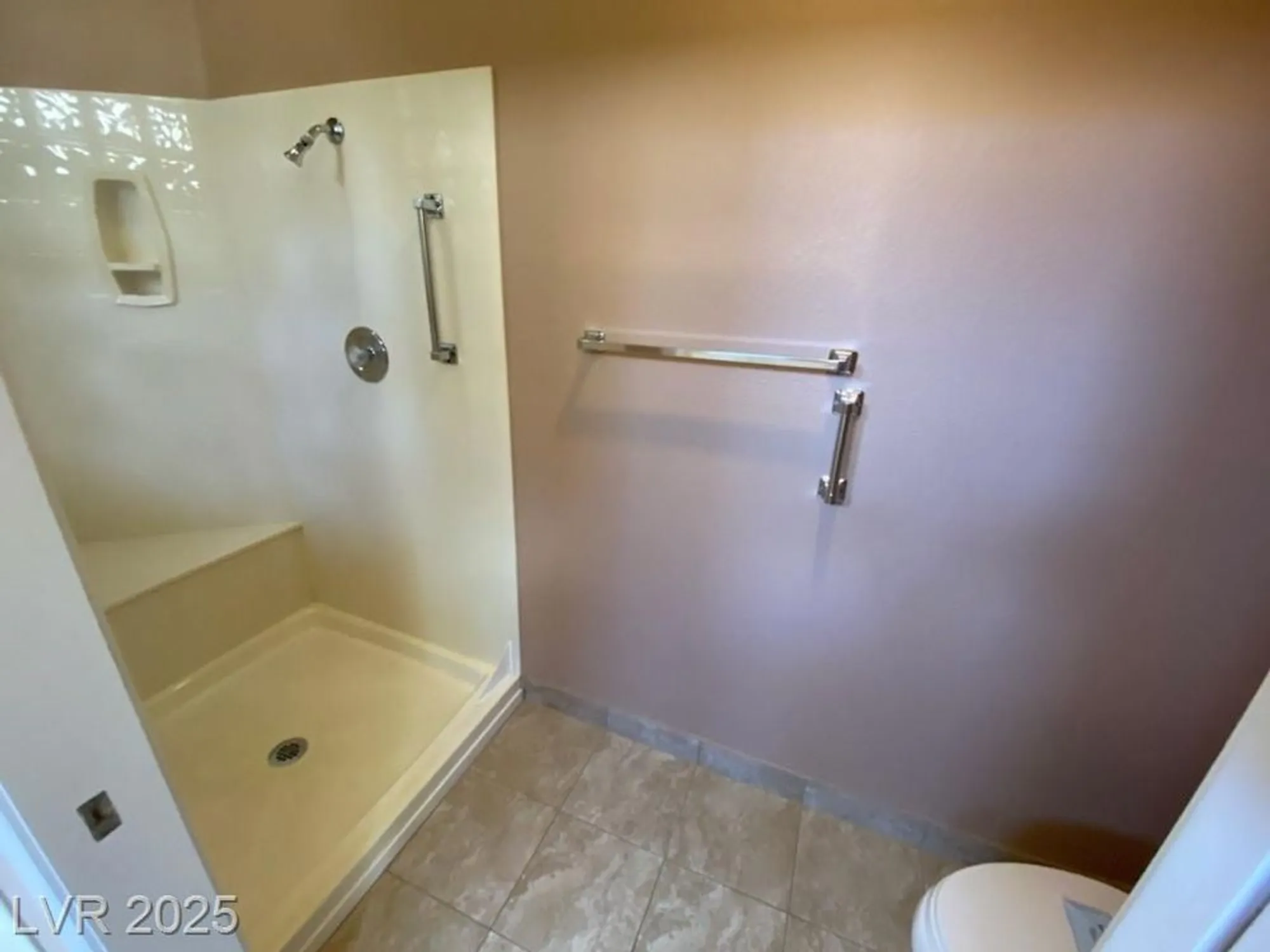 Property Slideshow image 20 of 28 | 2913 billy casper dr, Las Vegas, NV, 89134