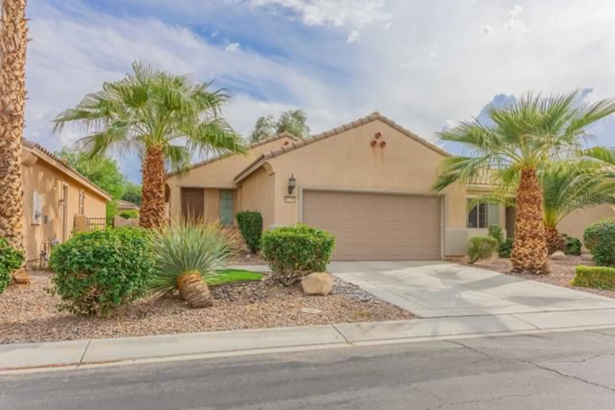 Property Slideshow image 1 of 21 | 81701 avenida de baile, Indio, CA, 92203