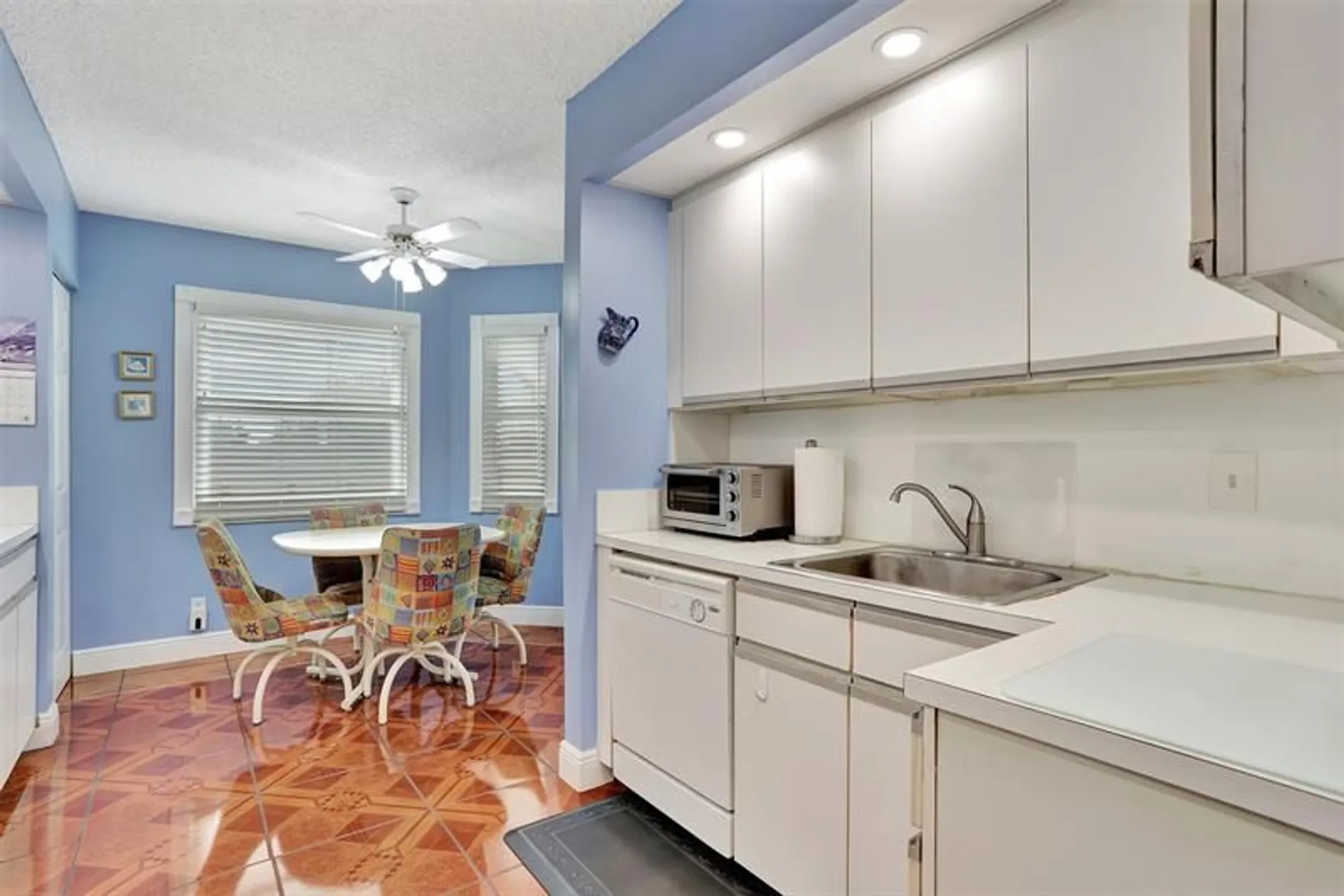 Property Slideshow image 17 of 78 | 1501 cayman way d4, Coconut Creek, FL, 33066