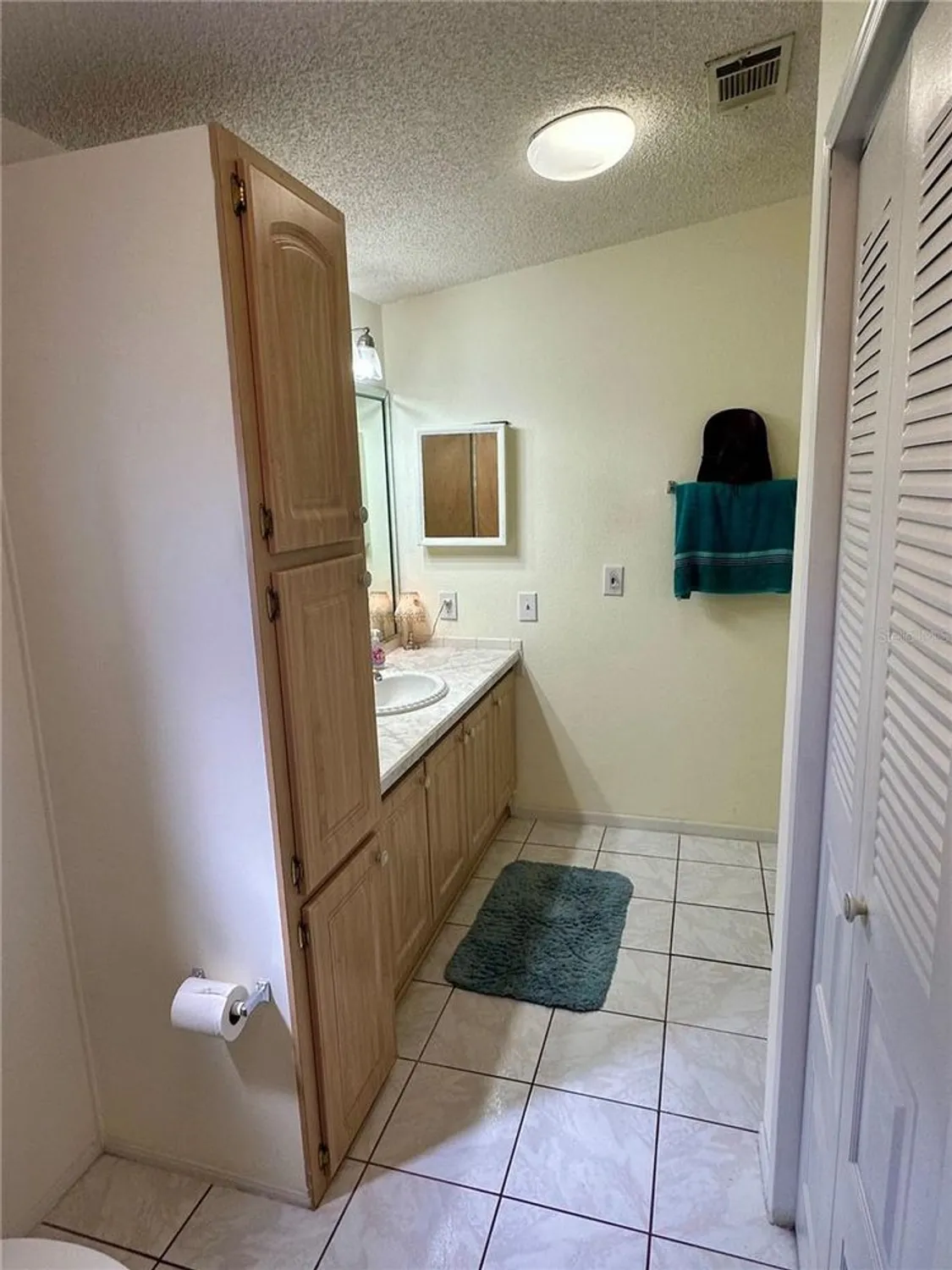 Property Slideshow image 24 of 37 | 1701 palm aire dr, The Villages, FL, 32159