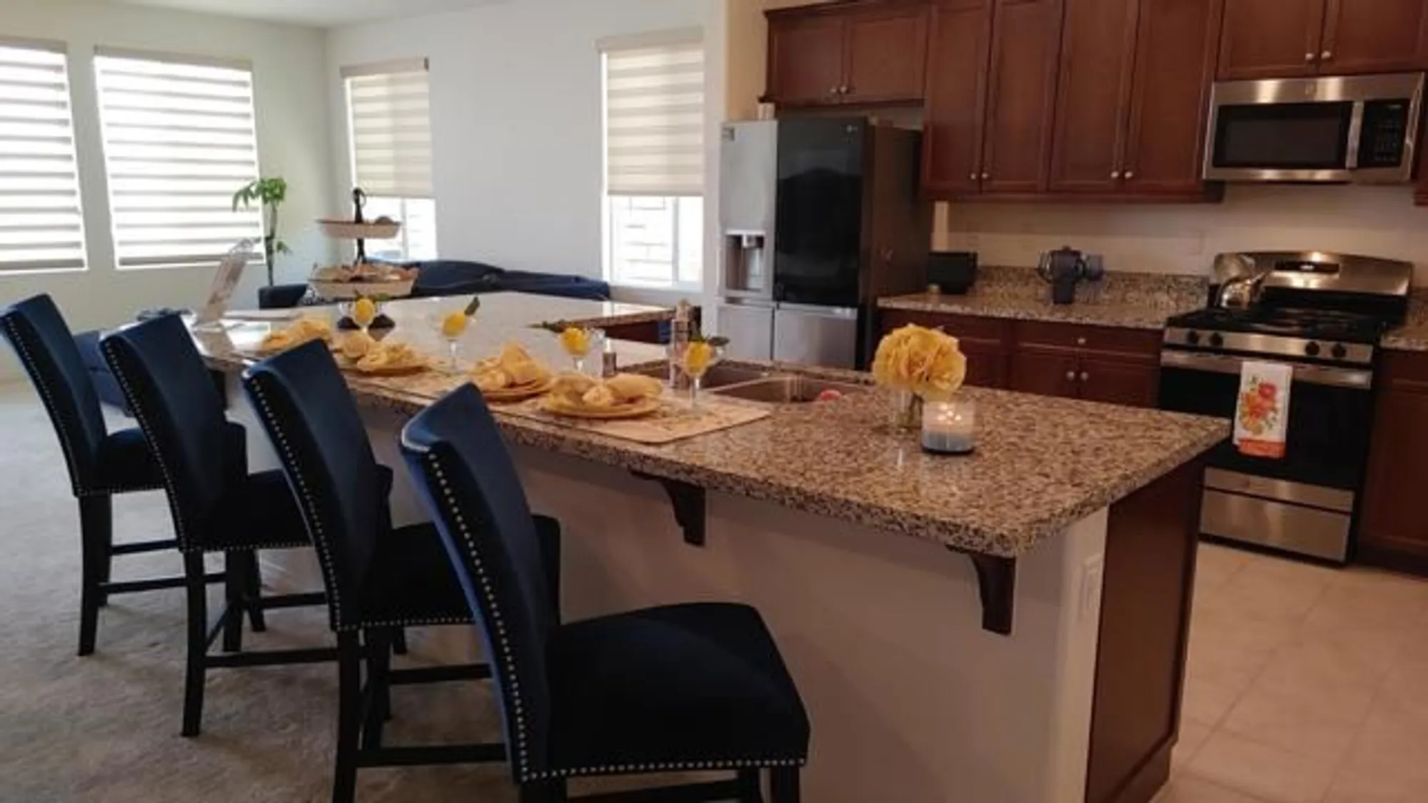 Property Slideshow image 6 of 34 | 85549 veneto ln, Indio, CA, 92203