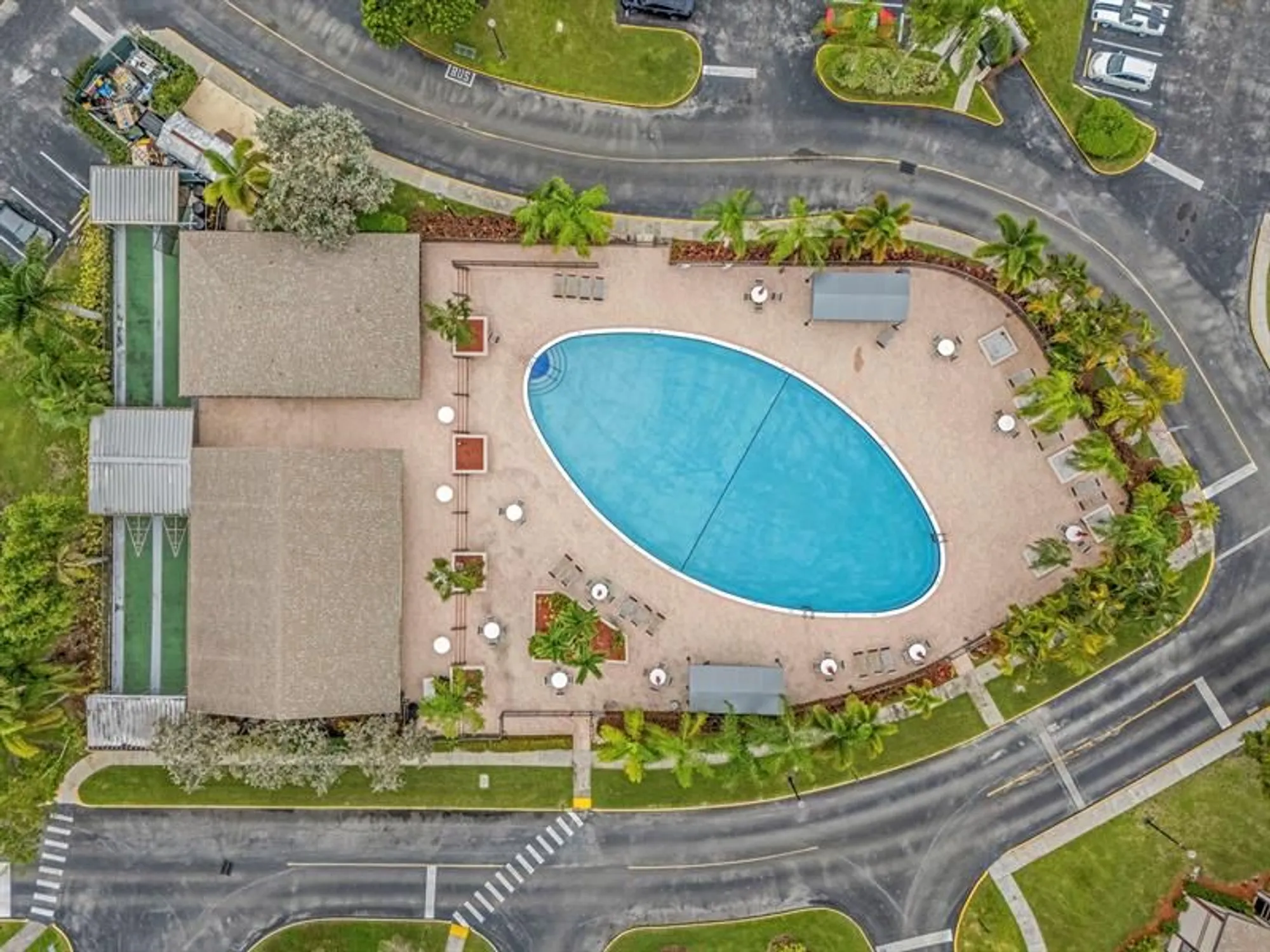 Property Slideshow image 18 of 29 | 9947 n belfort cir # 114, Tamarac, FL, 33321