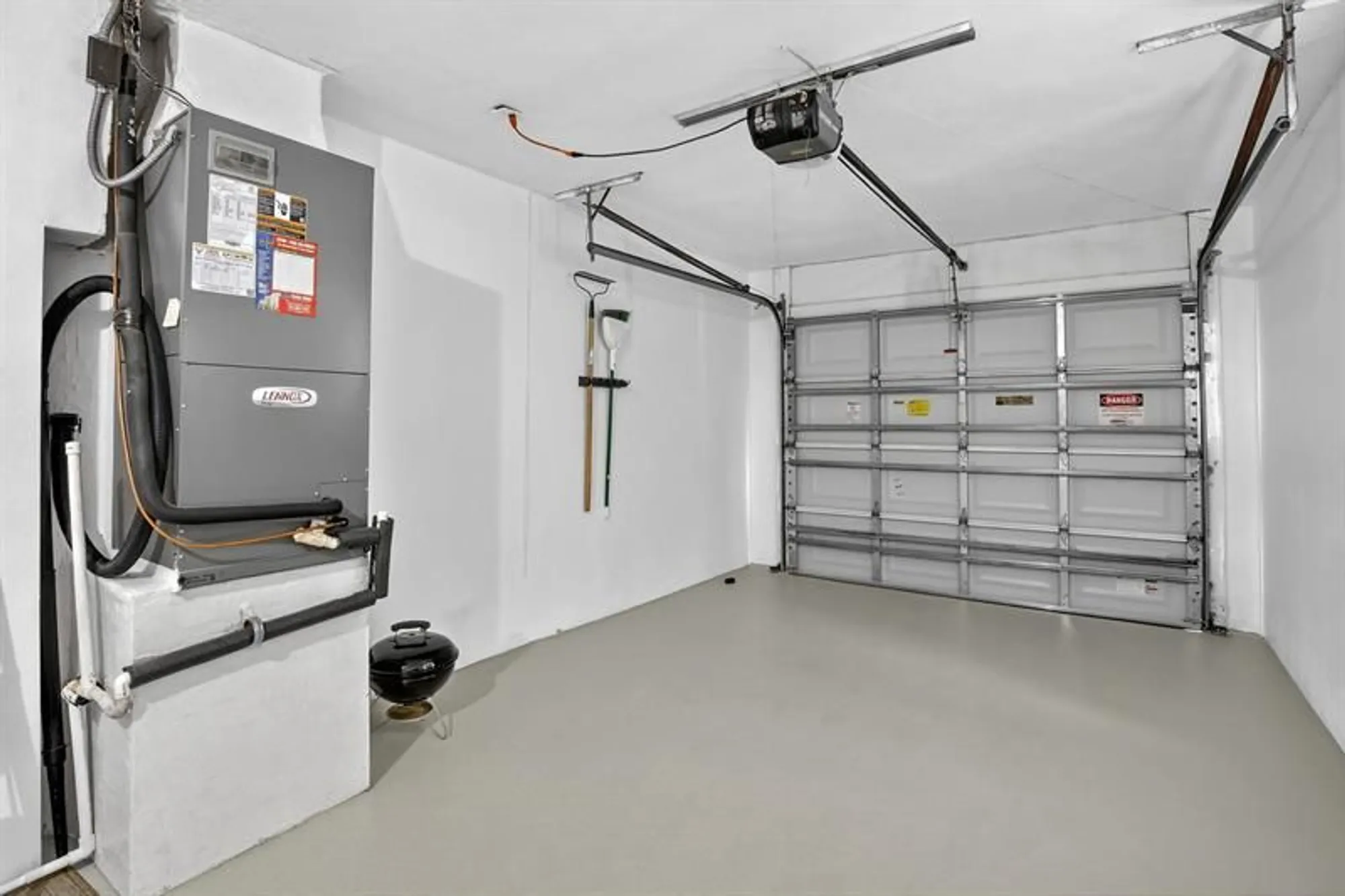 Property Slideshow image 23 of 51 | 4305 nw 49th dr, Tamarac, FL, 33319