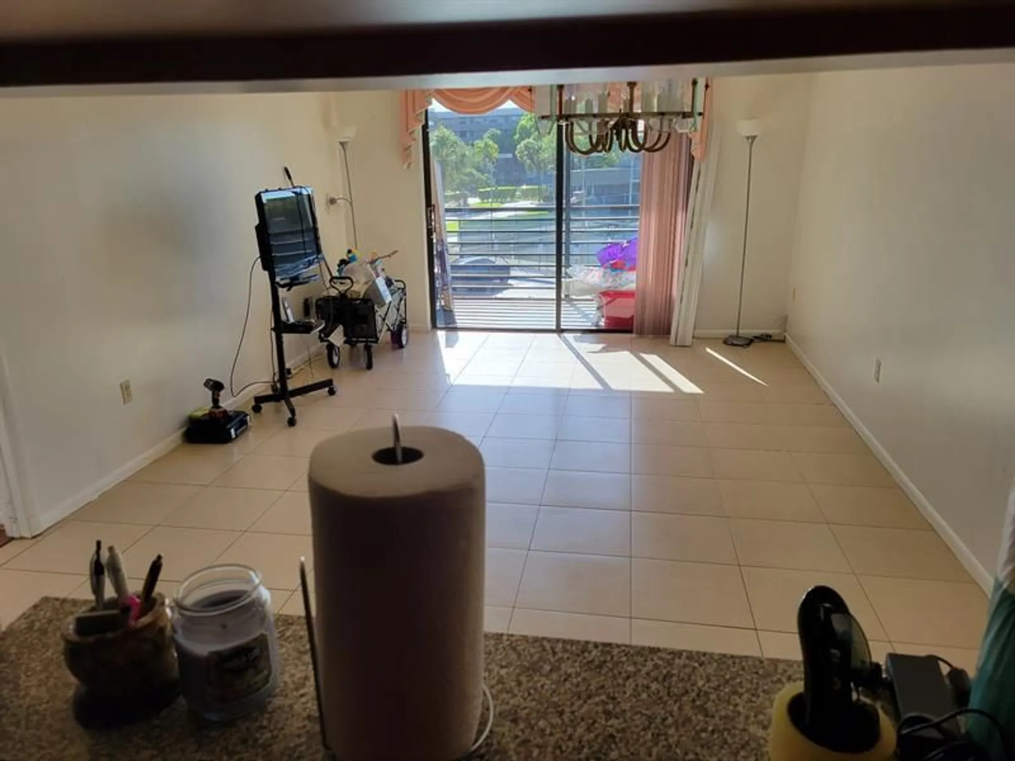 Property Slideshow image 7 of 14 | 1001 colony point cir 305, Pembroke Pines, FL, 33026