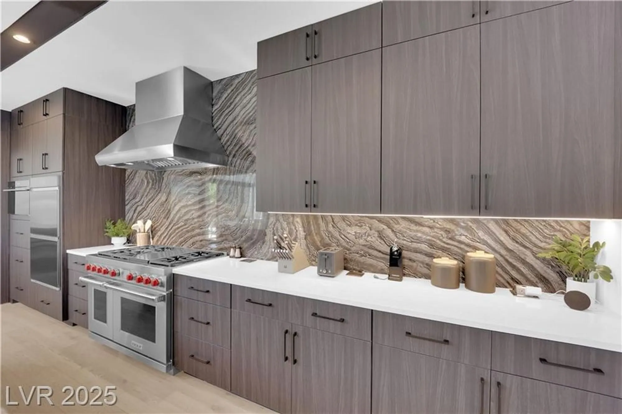 Property Slideshow image 22 of 95 | 16 canyon shores pl, Henderson, NV, 89011