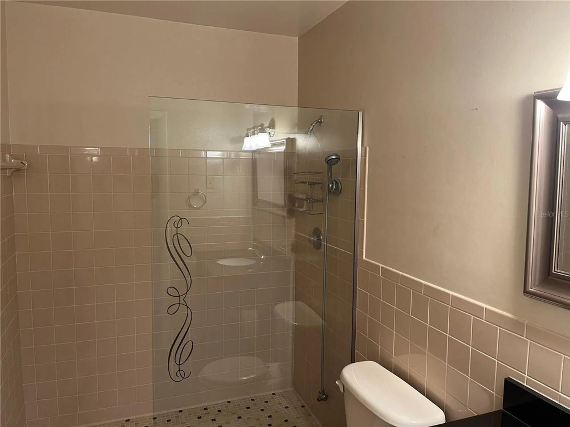 Property Slideshow image 19 of 53 | 2410 franciscan dr 18, Clearwater, FL, 33763