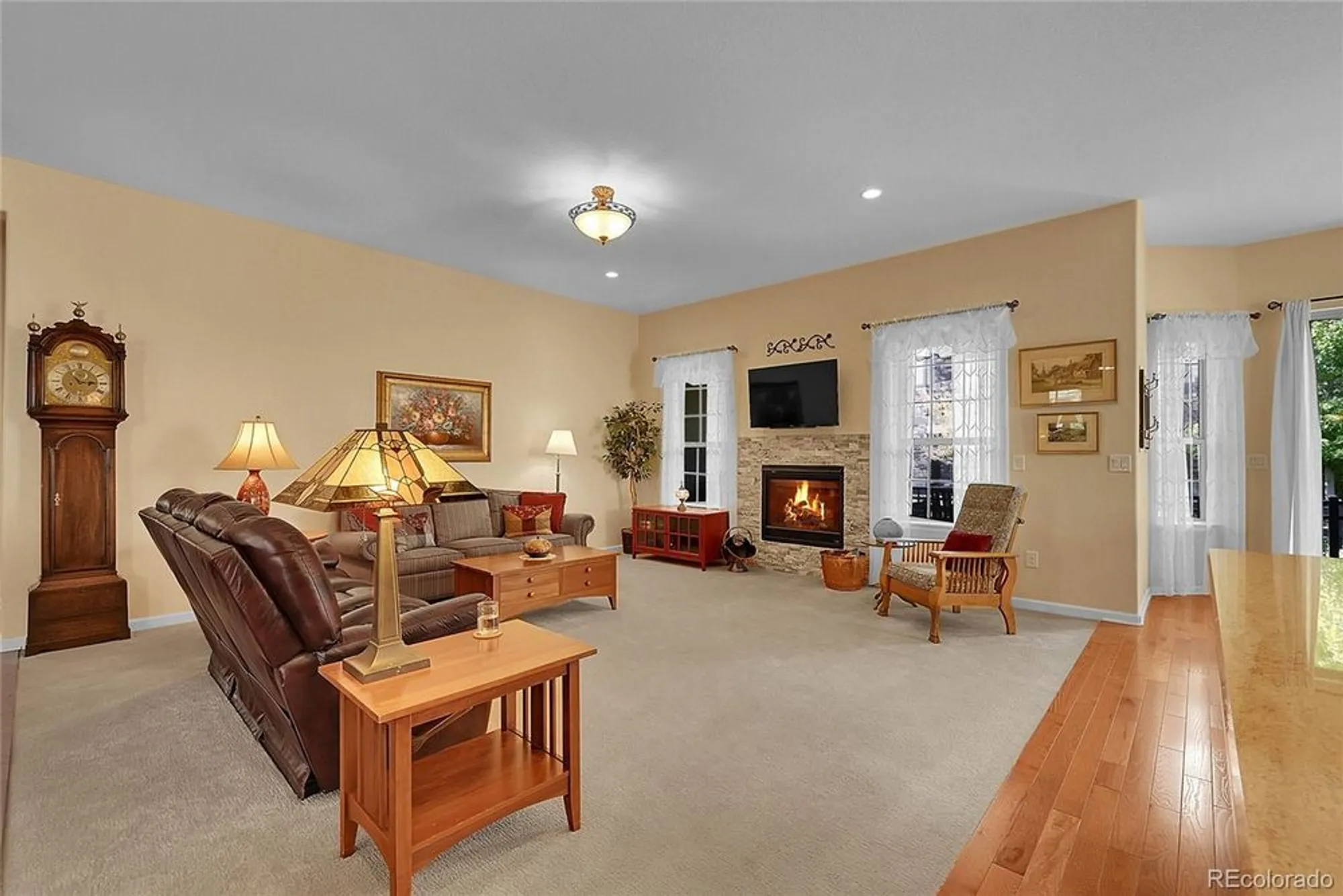 Property Slideshow image 8 of 40 | 22680 e eads cir, Aurora, CO, 80016