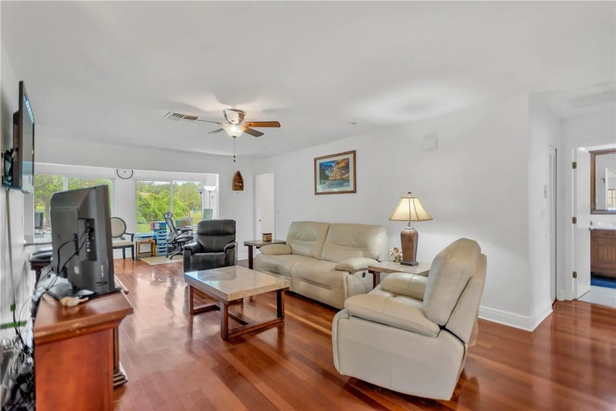 Property Slideshow image 13 of 26 | 1090 seville dr 29, Palm Harbor, FL, 34684
