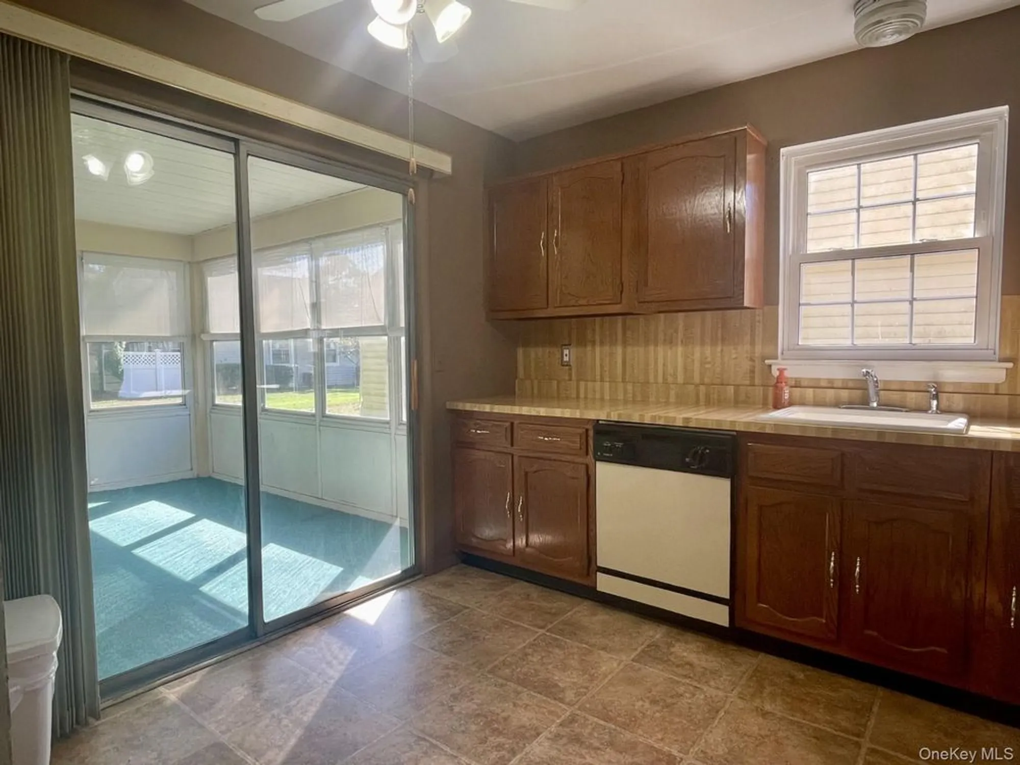 Property Slideshow image 6 of 18 | 323 brownfield dr, Ridge, NY, 11961