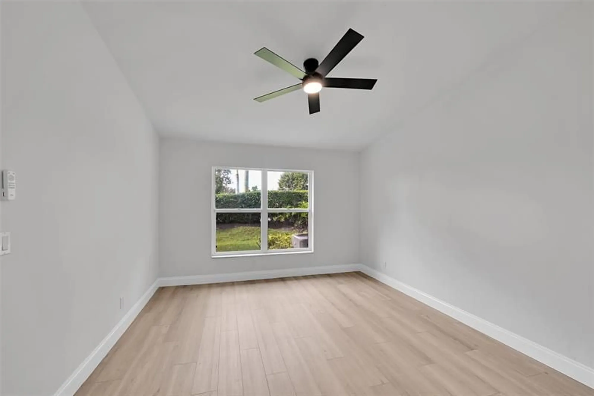 Property Slideshow image 20 of 62 | 8402 logia cir, Boynton Beach, FL, 33472