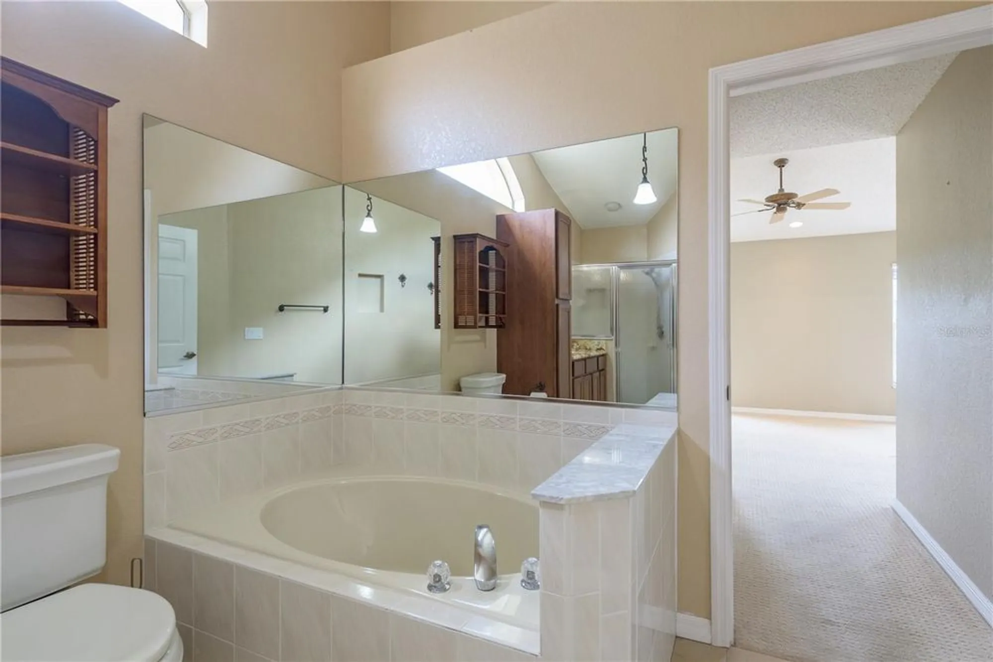 Property Slideshow image 16 of 38 | 9223 bonnie cove dr, Weeki Wachee, FL, 34613