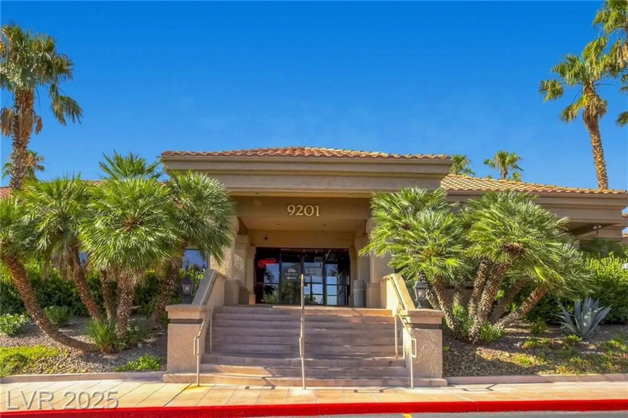 Property Slideshow image 29 of 38 | 8524 gull dr, Las Vegas, NV, 89134