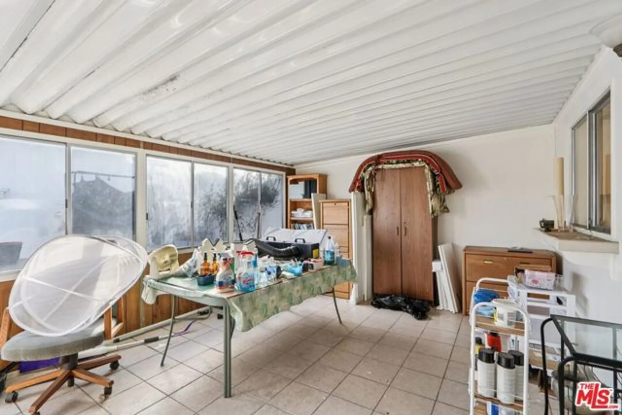 Property Slideshow image 13 of 15 | 160 w fiesta grn, Port Hueneme, CA, 93041