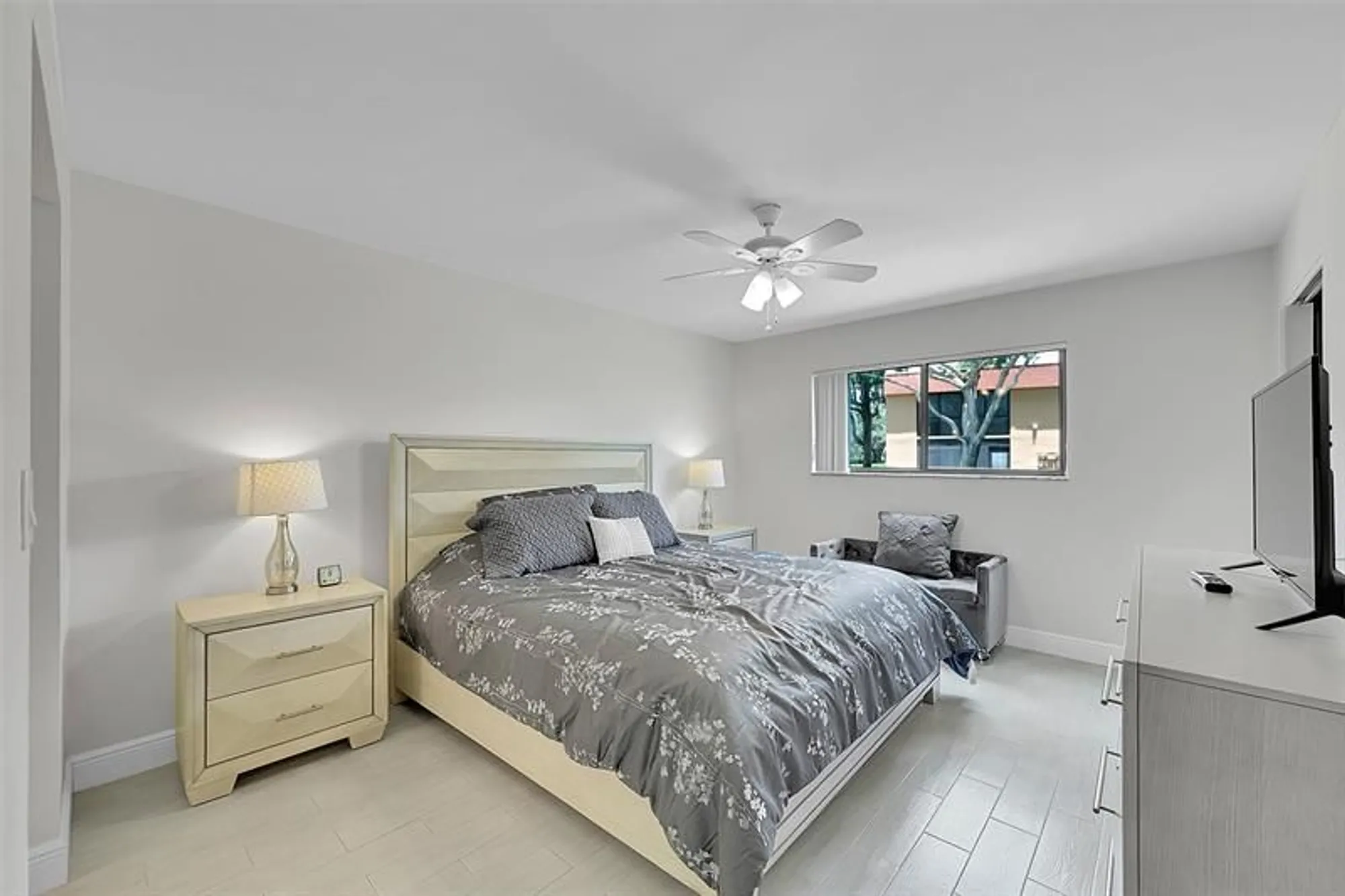Property Slideshow image 18 of 61 | 15450 pembridge ave apt 178, Delray Beach, FL, 33484