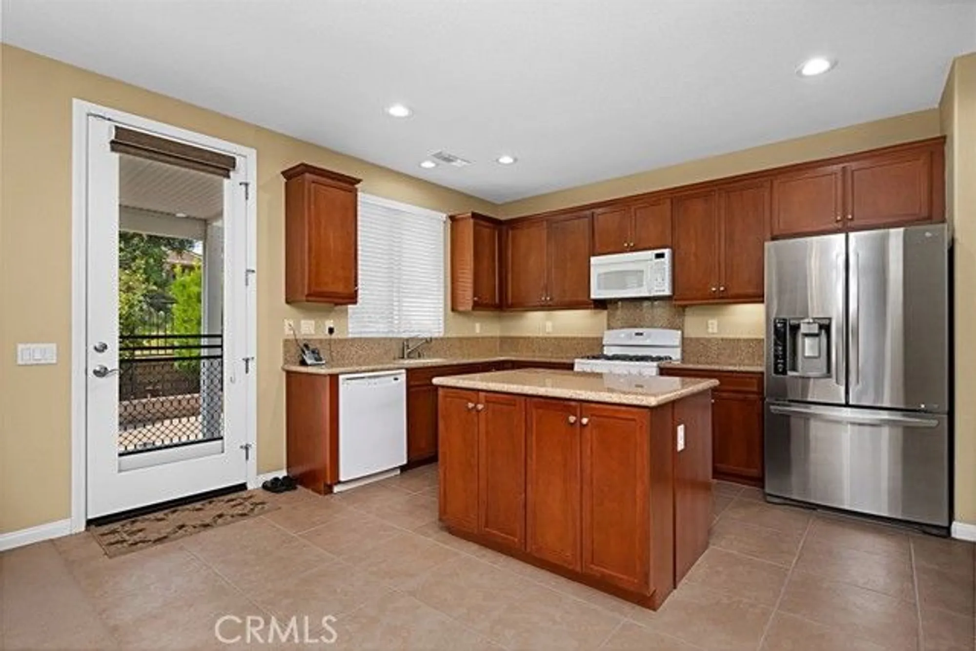 Property Slideshow image 10 of 36 | 1533 big bend, Beaumont, CA, 92223