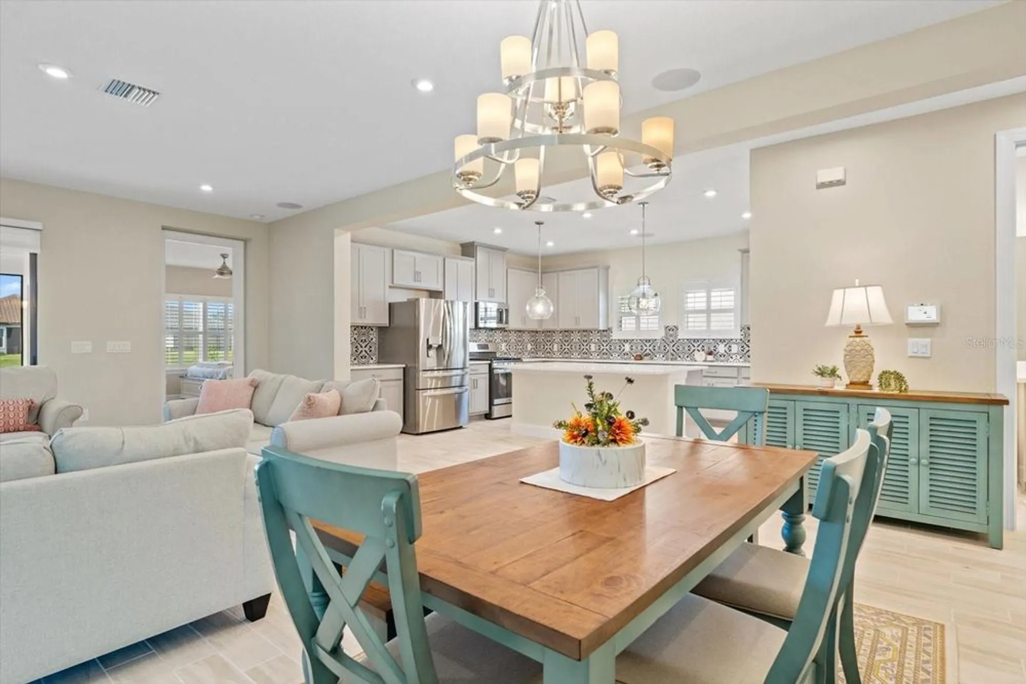 Property Slideshow image 8 of 54 | 11127 devonbridge dr, Palmetto, FL, 34221