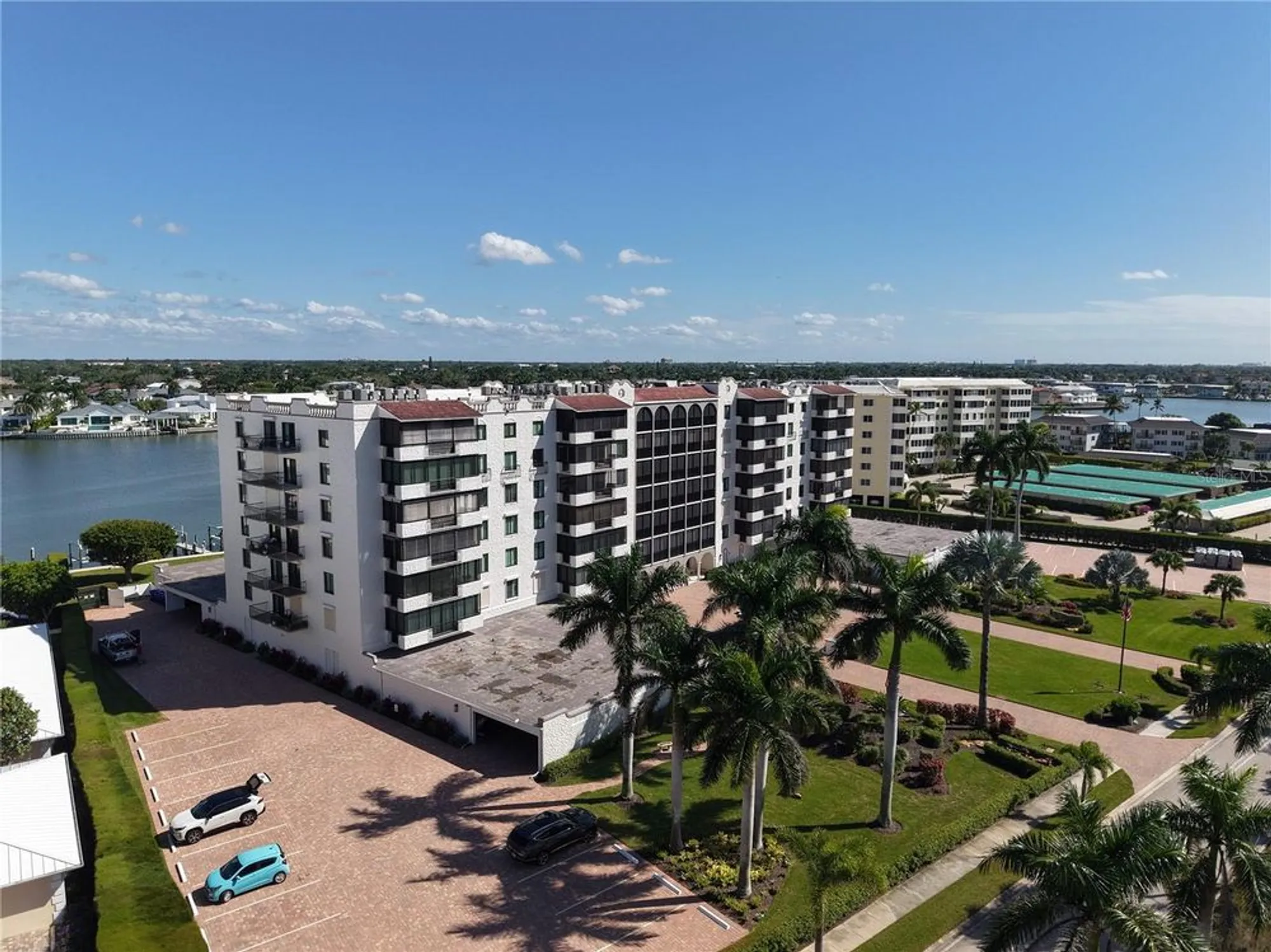 Property Slideshow image 53 of 54 | 3430 gulf shore blvd 3b, Naples, FL, 34103