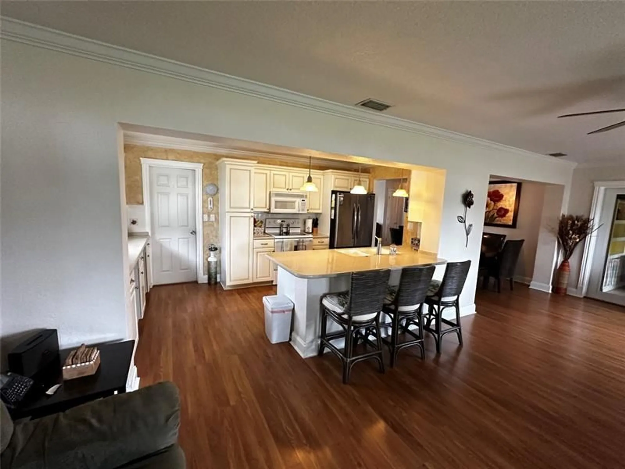 Property Slideshow image 30 of 42 | 4513 nw 43rd ter, Tamarac, FL, 33319