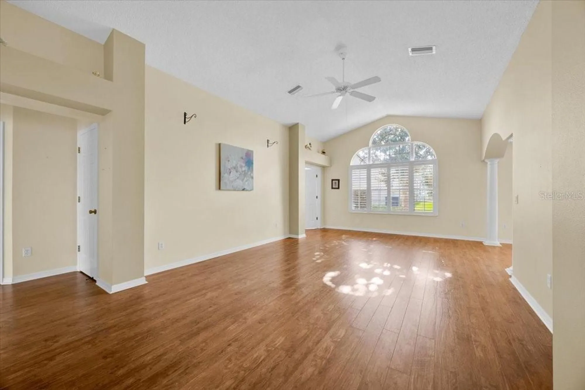 Property Slideshow image 7 of 34 | 528 carrera dr, Lady Lake, FL, 32159