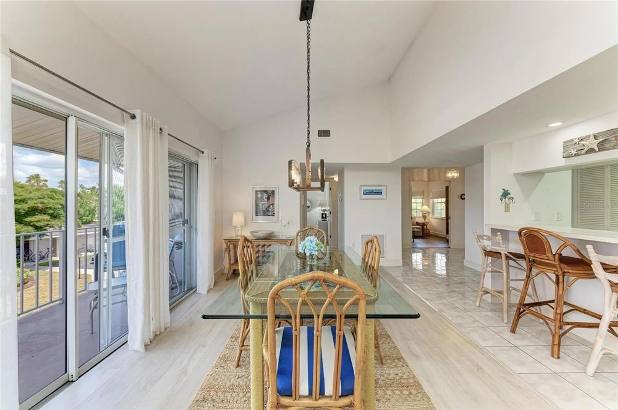 Property Slideshow image 12 of 66 | 628 estuary dr, Bradenton, FL, 34209