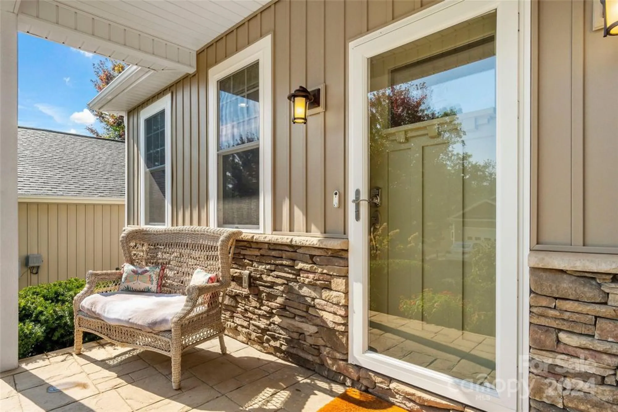 Property Slideshow image 6 of 43 | 4 nectar way, Swannanoa, NC, 28778