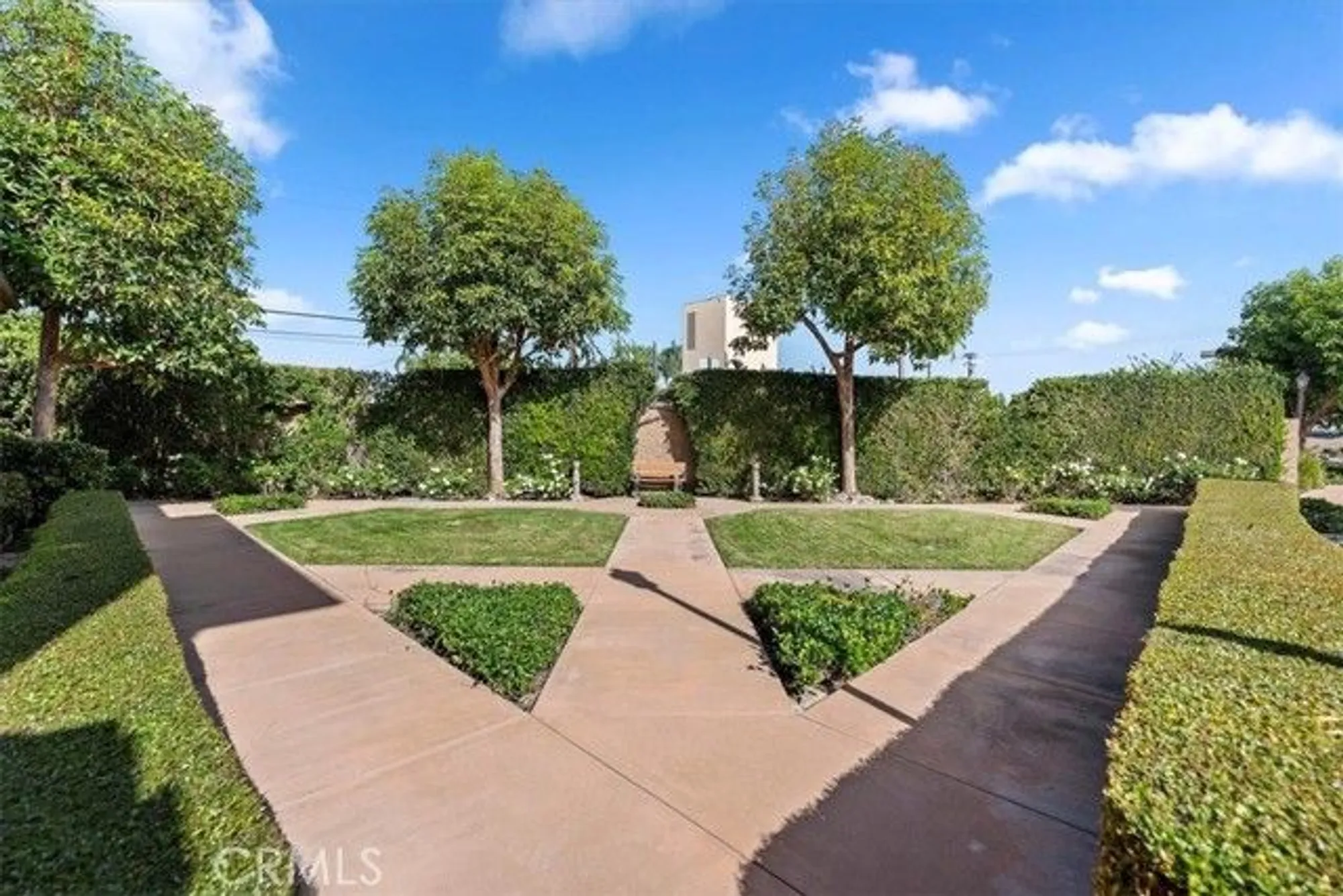 Property Slideshow image 33 of 37 | 17793 liberty ln, Fountain Valley, CA, 92708