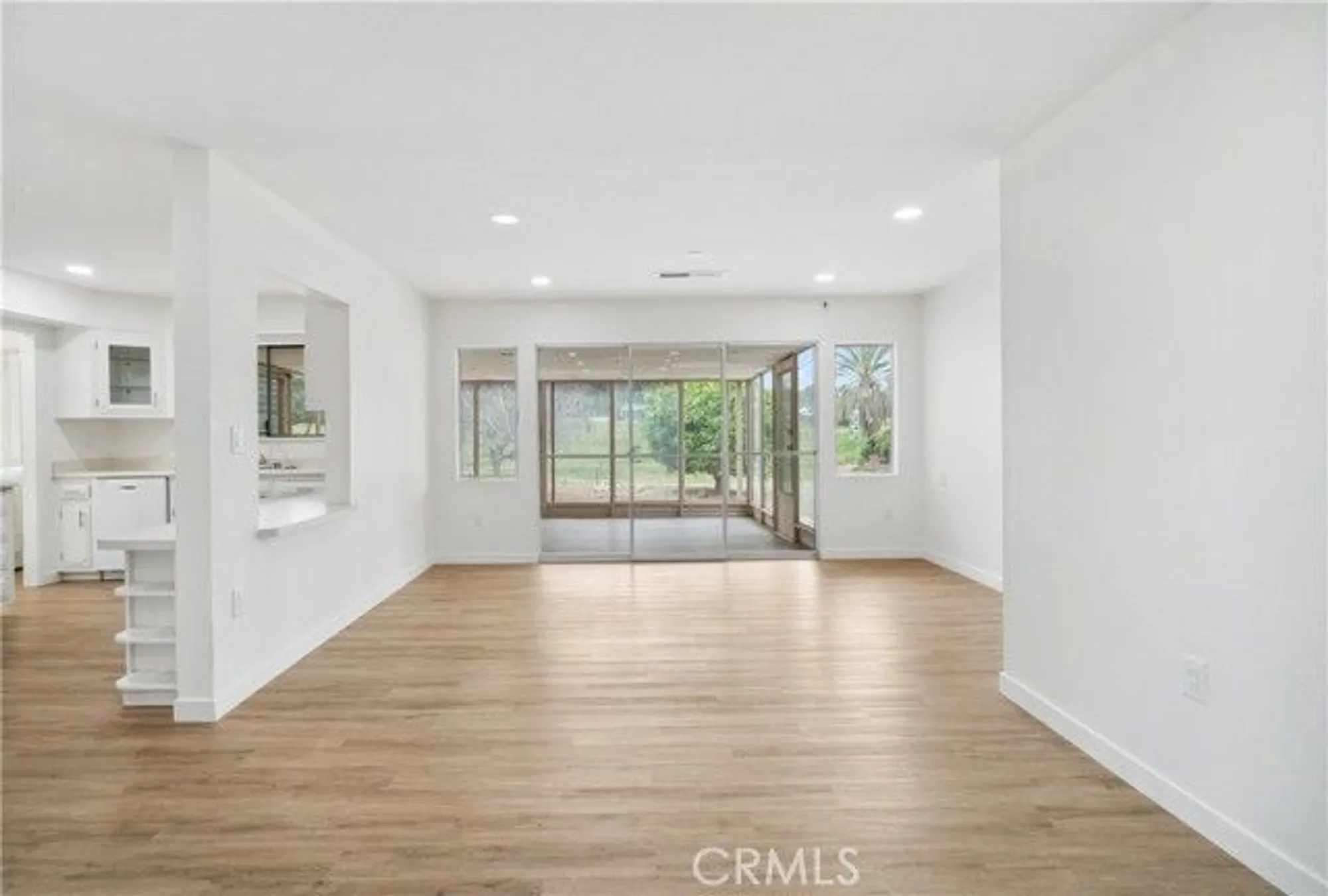 Property Slideshow image 14 of 33 | 28890 snead dr, Menifee, CA, 92586