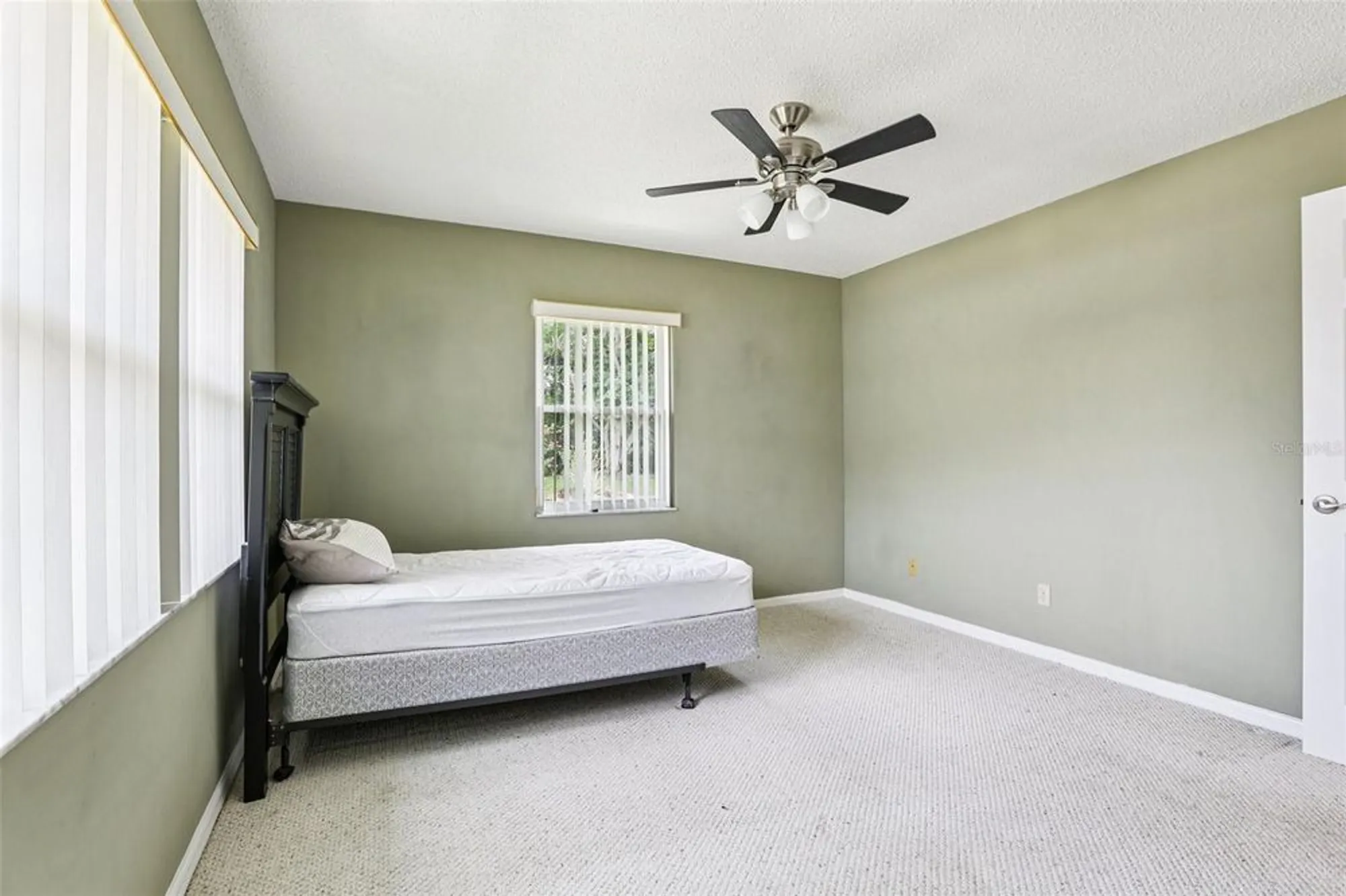 Property Slideshow image 55 of 72 | 1812 new bedford dr, Sun City Center, FL, 33573