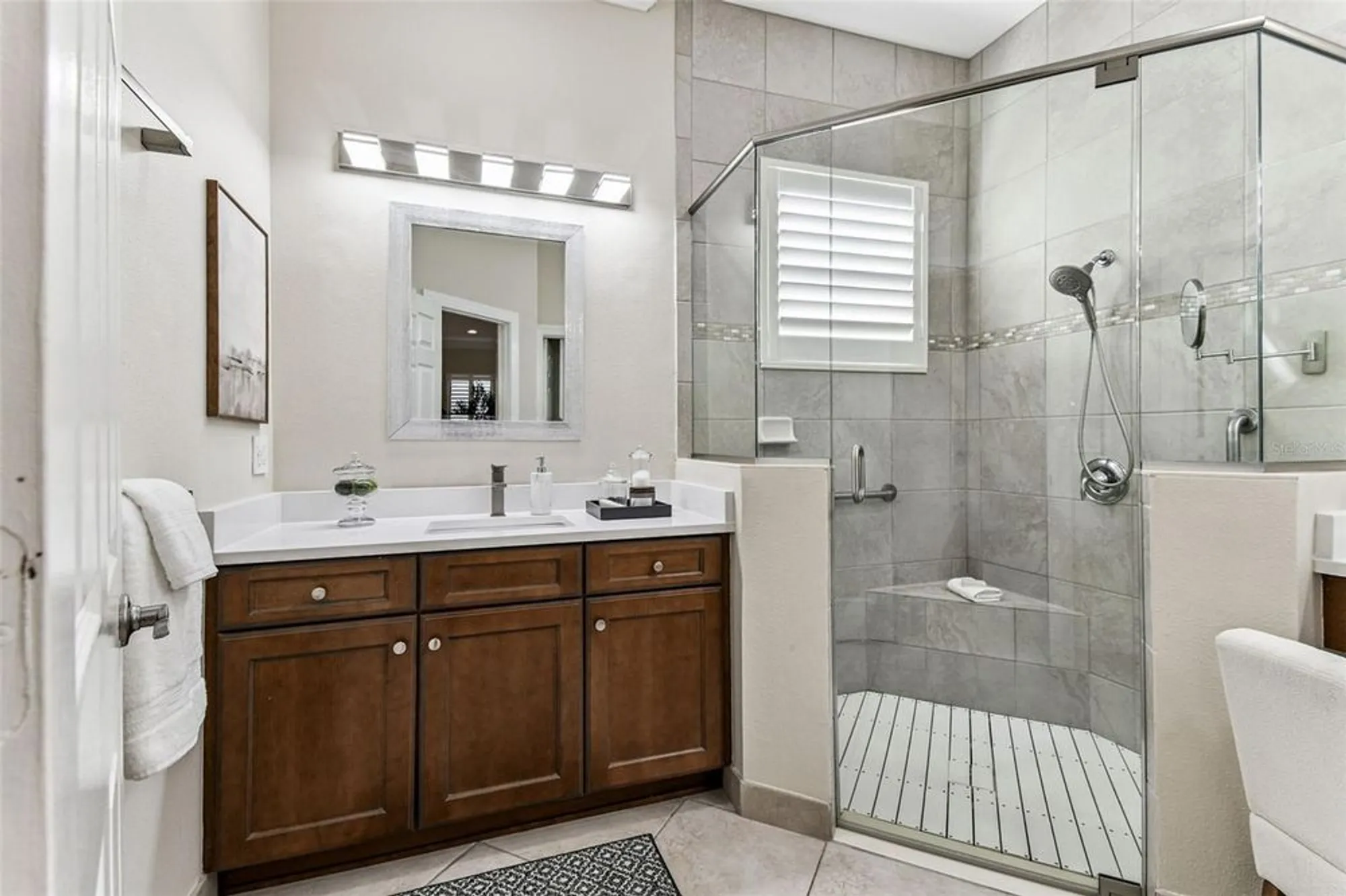 Property Slideshow image 29 of 48 | 5103 shady stone pl, Wimauma, FL, 33598