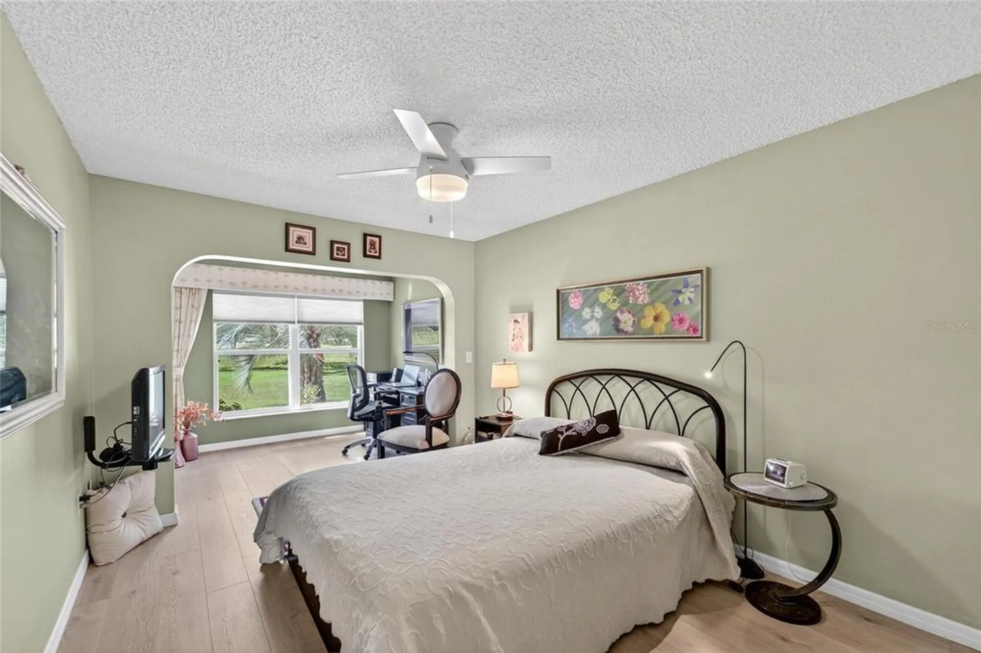 Property Slideshow image 35 of 73 | 326 caloosa palms ct, Sun City Center, FL, 33573