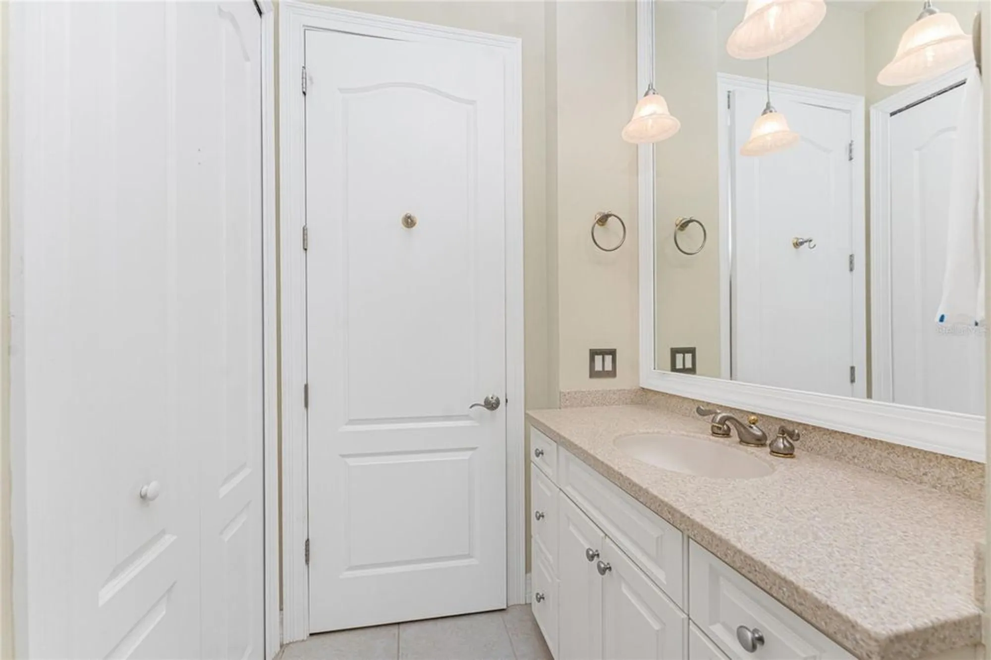 Property Slideshow image 52 of 98 | 26 saint croix way, Englewood, FL, 34223
