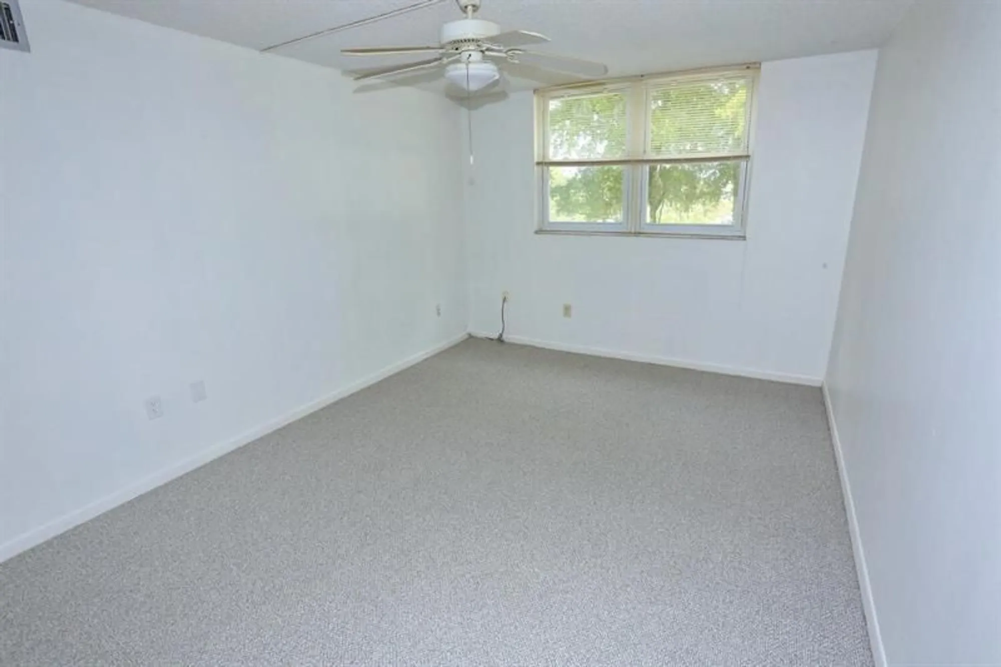 Property Slideshow image 19 of 30 | 9151 lime bay blvd 310, Tamarac, FL, 33321