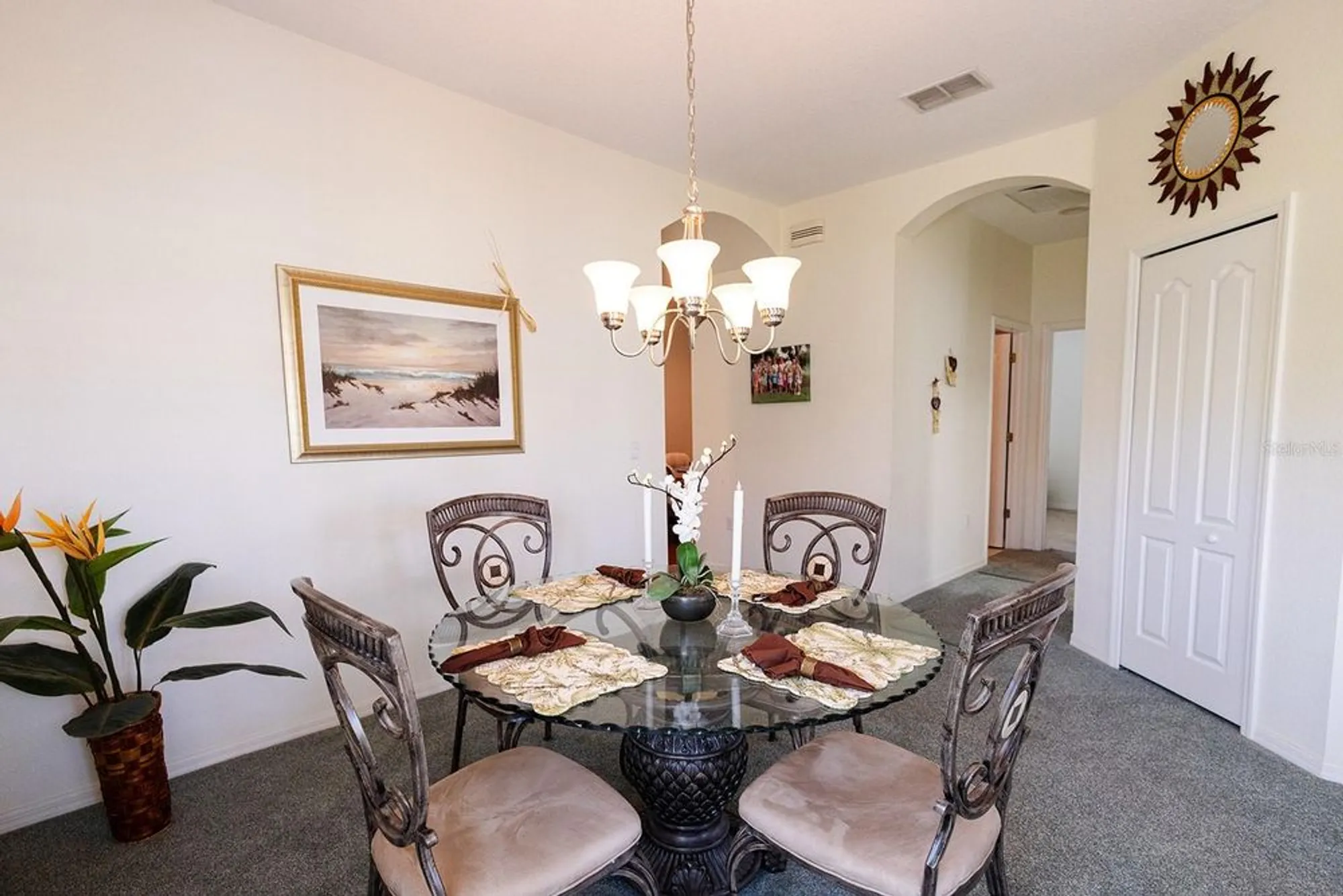Property Slideshow image 6 of 37 | 2542 sandy hill ct, Holiday, FL, 34691
