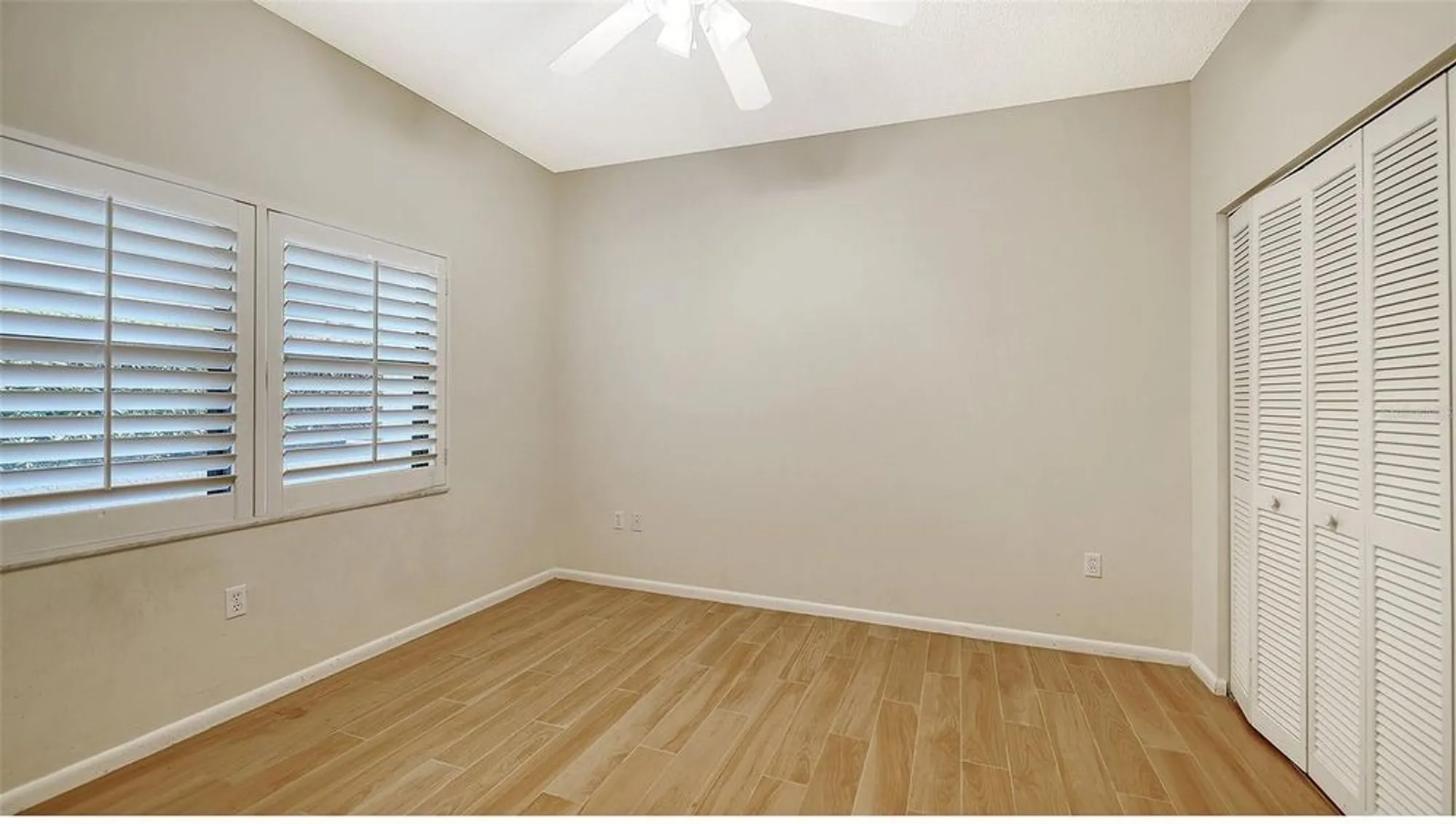 Property Slideshow image 23 of 72 | 1603 starling dr # 101, Sarasota, FL, 34231