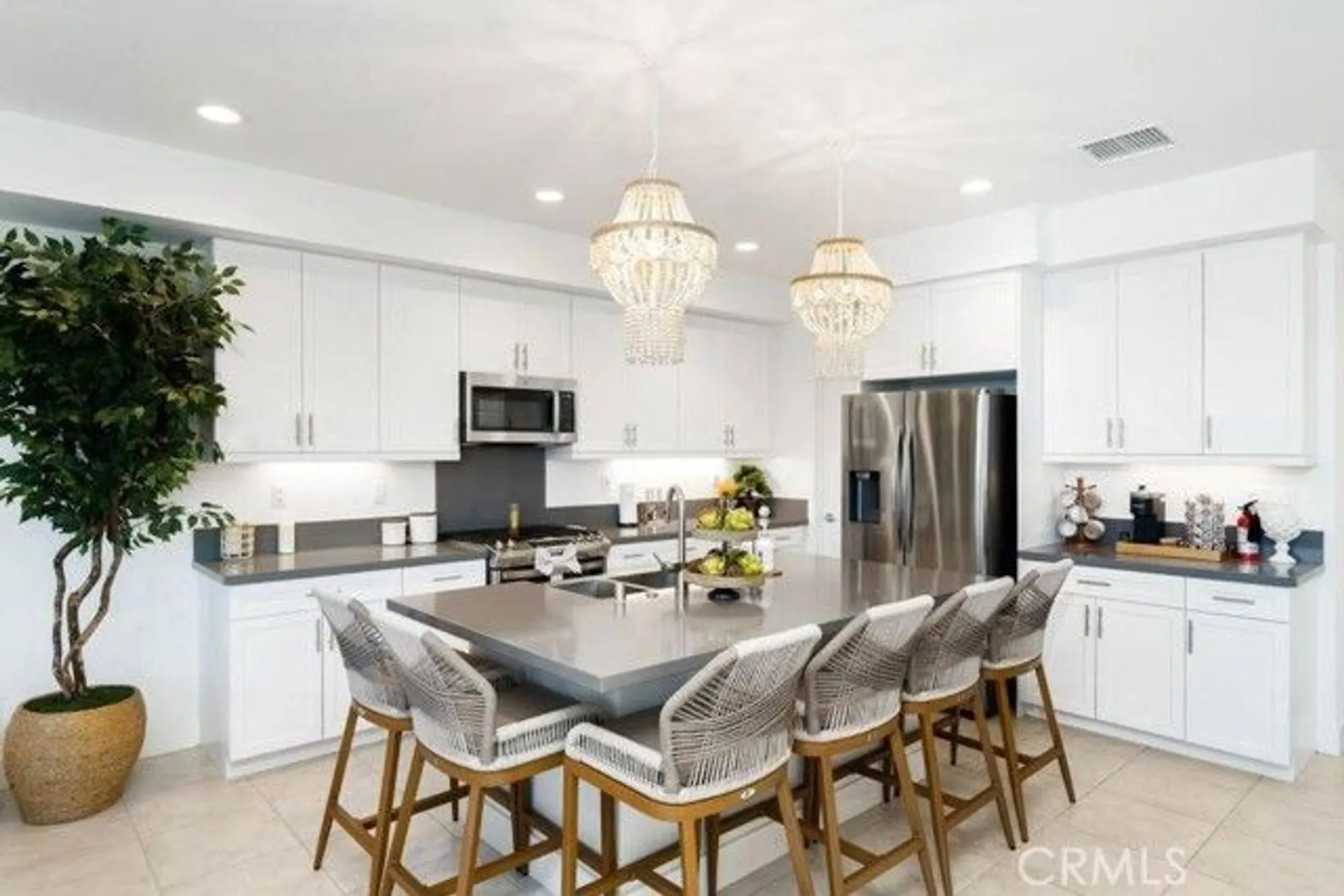 Property Slideshow image 12 of 40 | 84675 lago breeza dr, Indio, CA, 92203